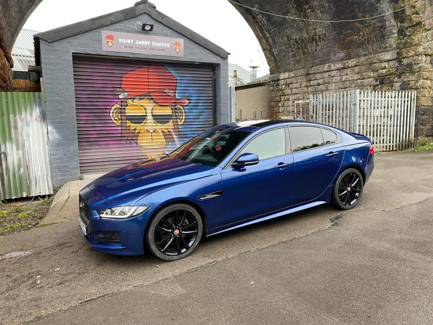Bonnet, front bumper and wheels painted. Full machine polish, washed and waxed ✅ #paintjunkygarage