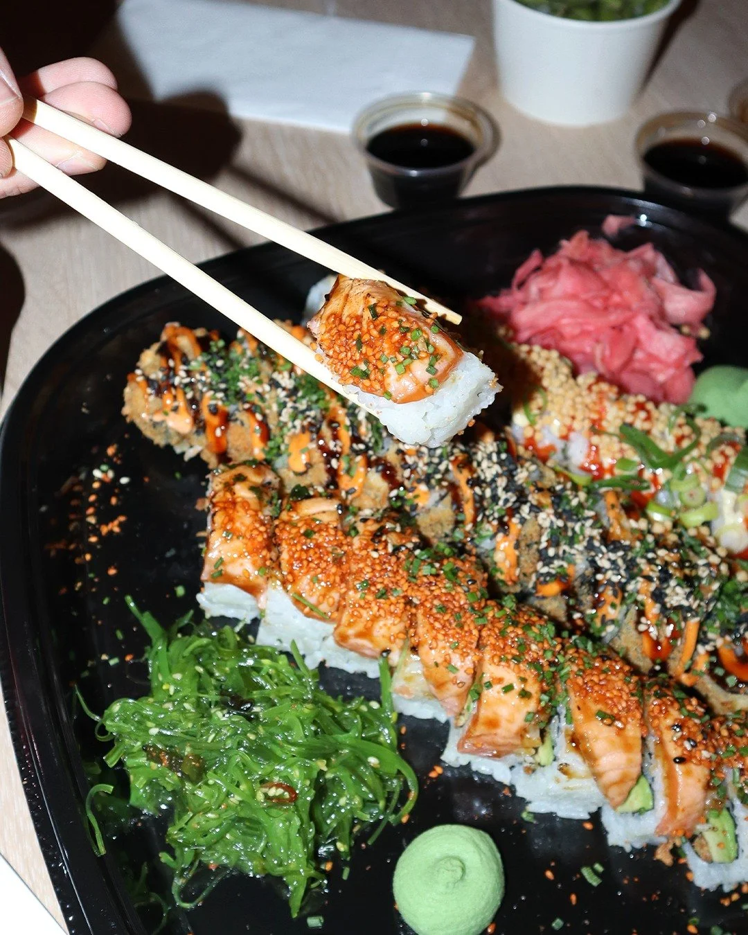 Glad torsdag! Sugen p&aring; sushi? 🍣 V&auml;lkomna att best&auml;lla fr&aring;n oss p&aring; Gimme Sushi!

Ni hittar oss:
📍CITY | Storgatan 48
📍VALLA | Majgatan 6
📍ICA MAXI | V&auml;stra Svedengatan 12

Best&auml;ll online p&aring; gimmesushi.se