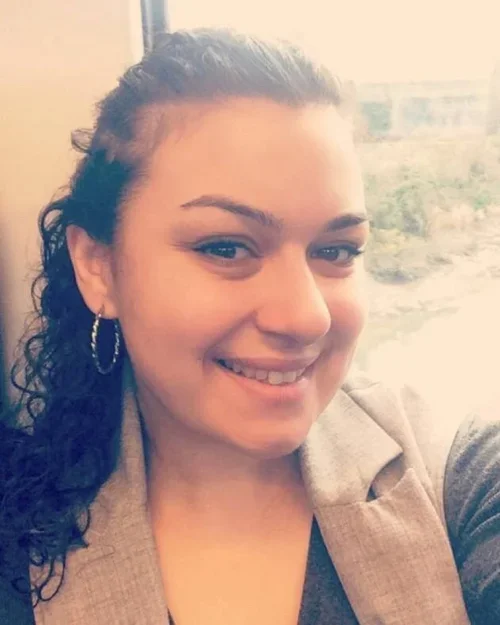 Samia, Training Manager