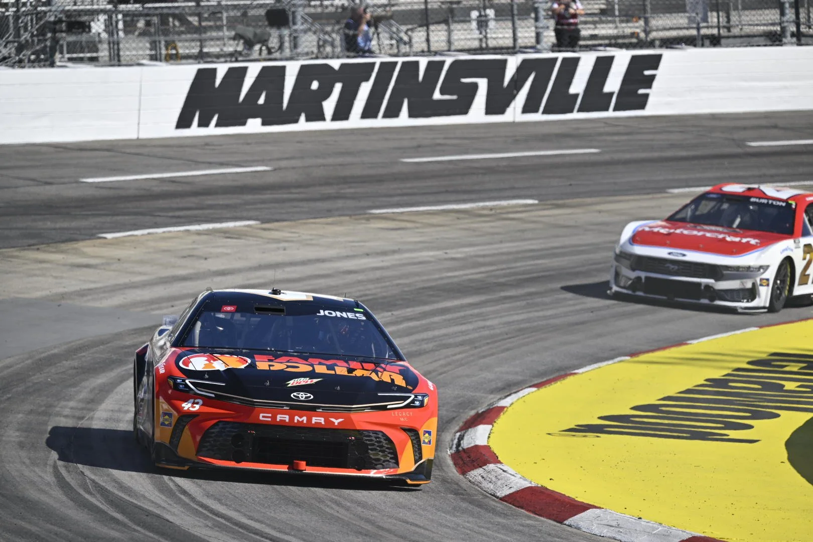 Martinsville Speedway | RACE RECAP