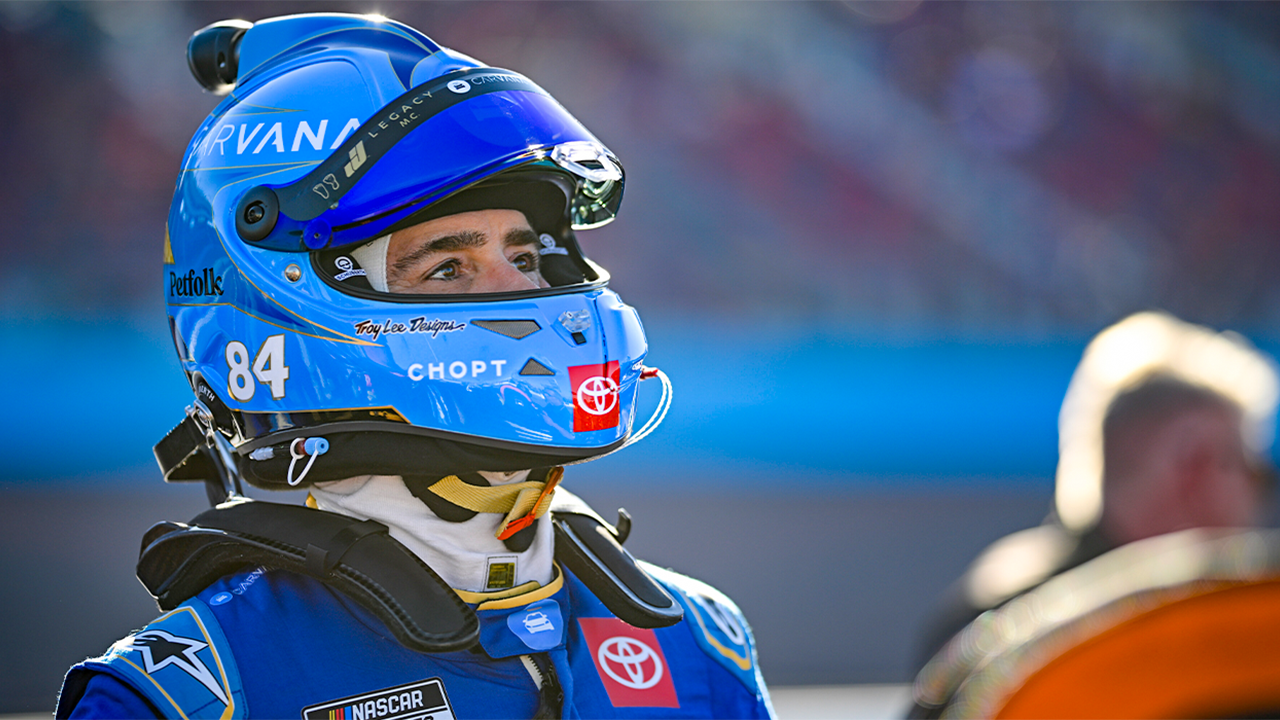 JIMMIE JOHNSON CONFIRMS 2025 NASCAR CUP SERIES RACE SCHEDULE