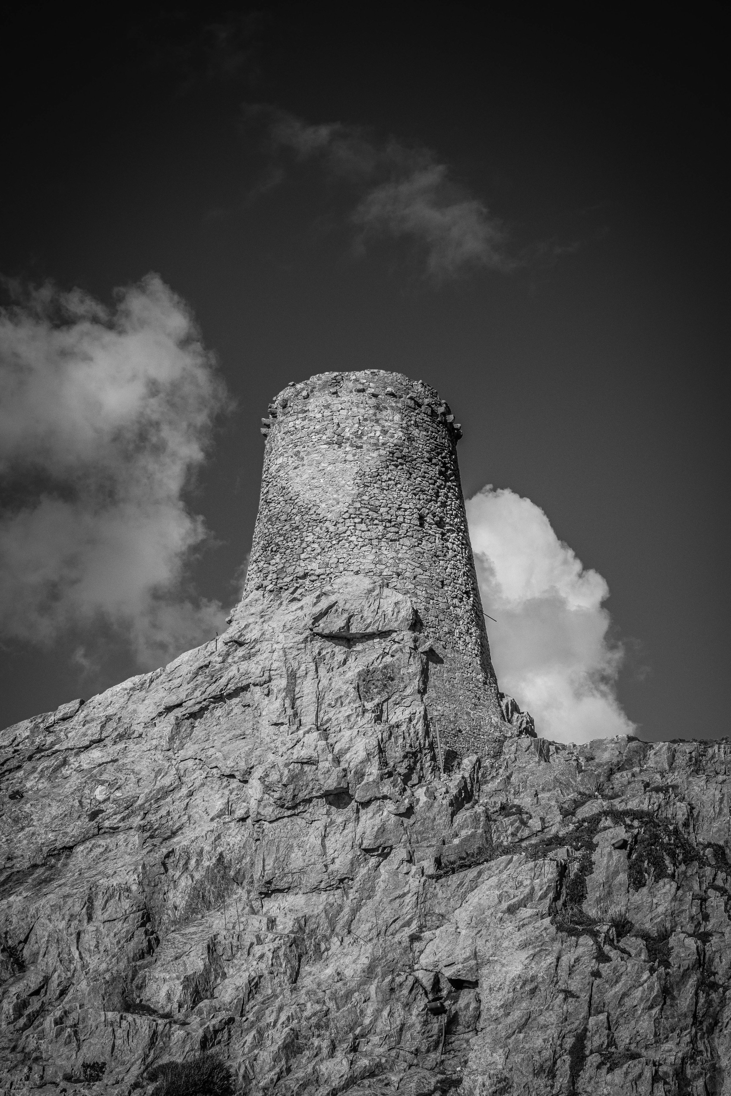 La tour de l' Île rousse