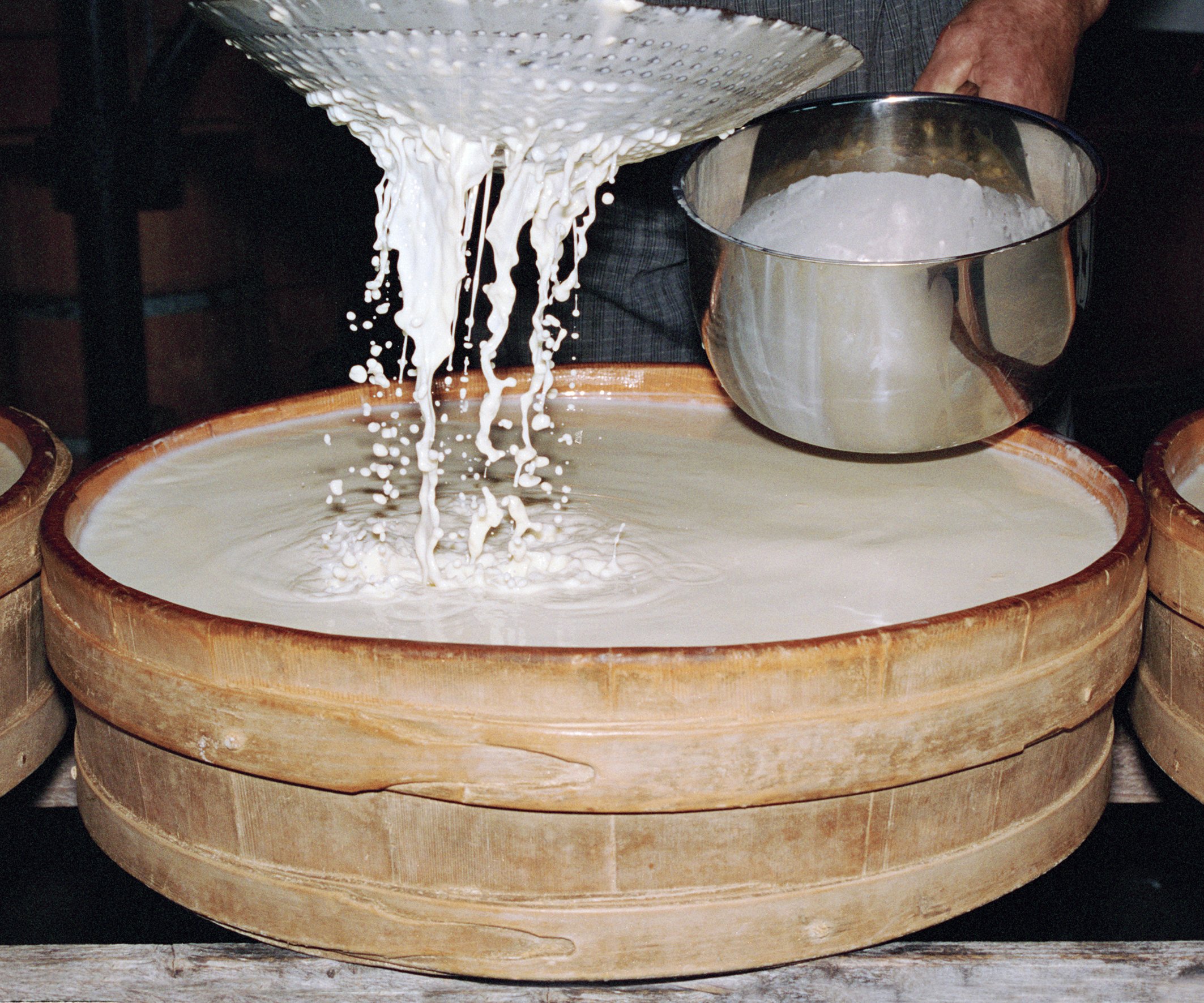 Gal-5_KäseCaspar_Alpe Sack_S016_1994_©Marianne Greber.jpg