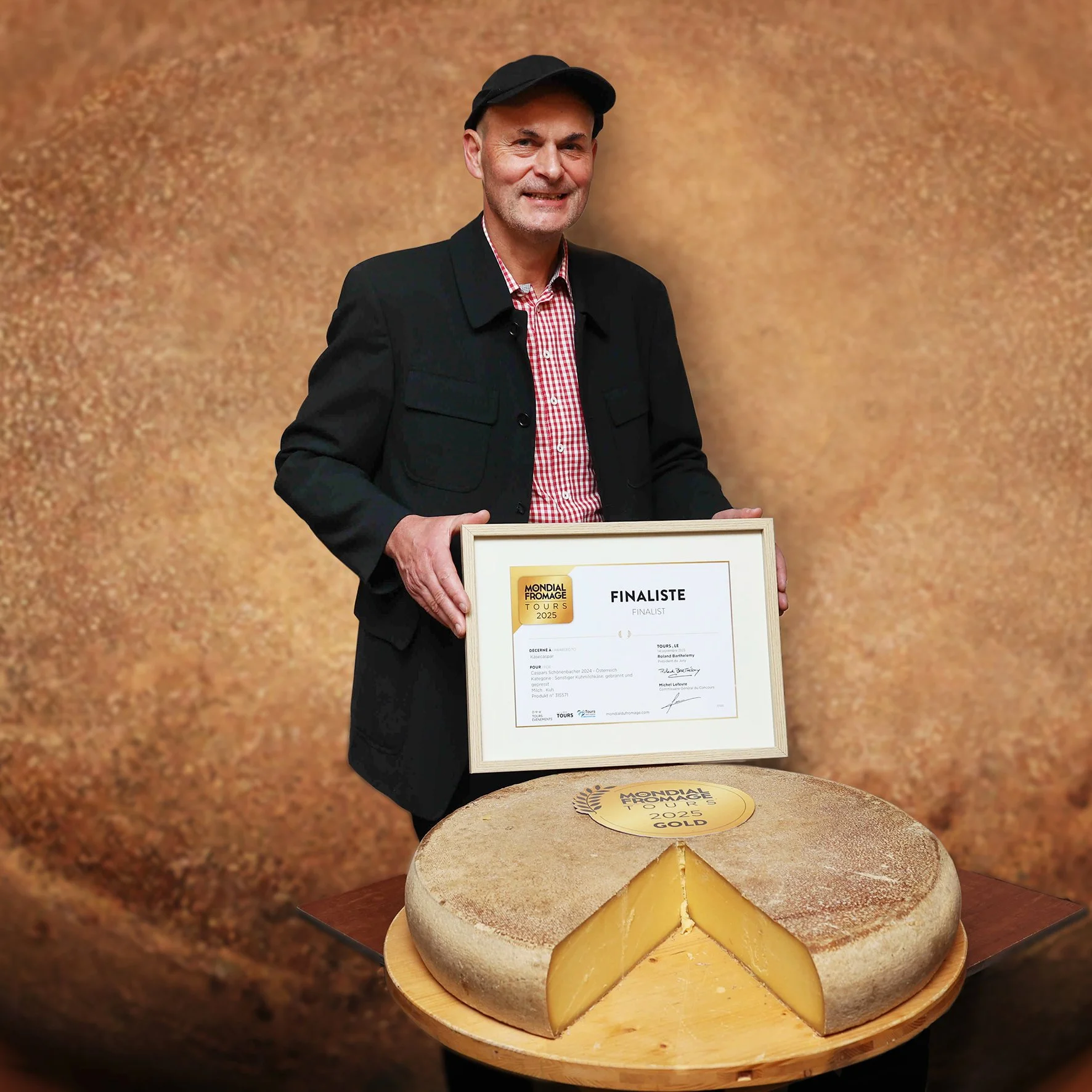 Gal-29_KäseCaspar_Gold Mondial Fromage_2025_F91A1280_©Arno Meusburger.jpg