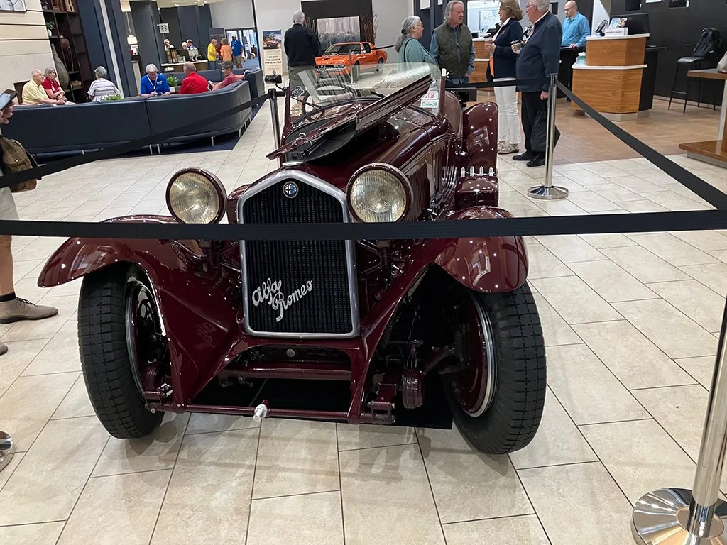 8C2500 in Lobby
