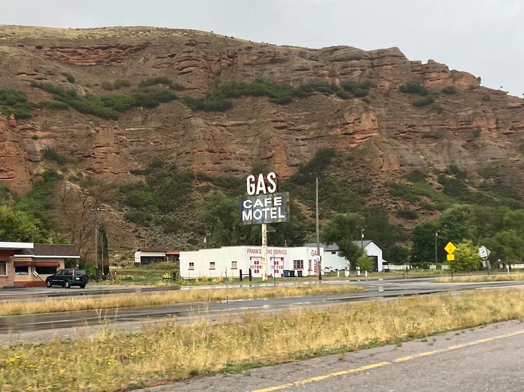 Gas Cafe Hotel