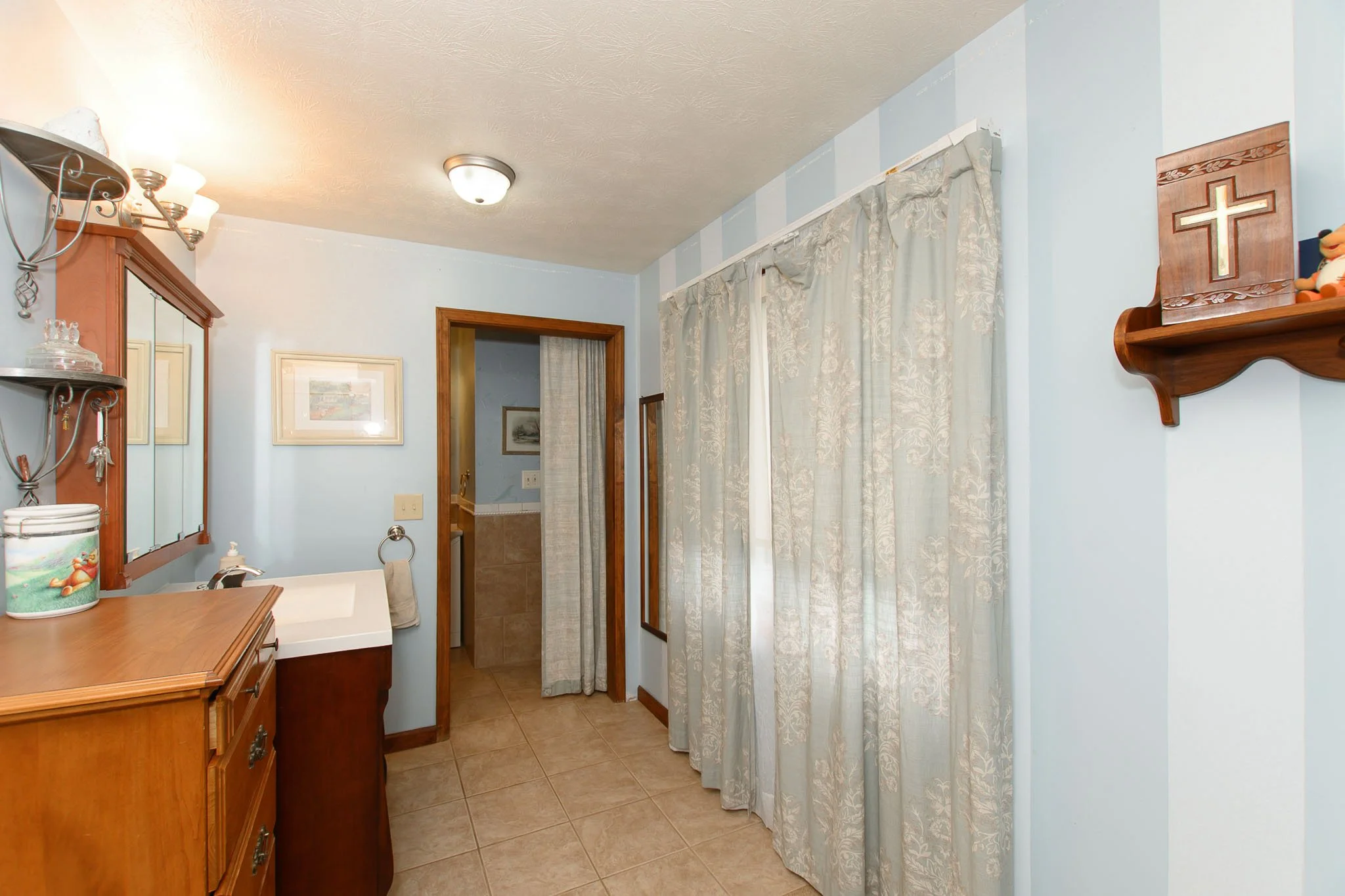 2-492-Pelenor-Dr-Franklin-Indiana-Real-Estate_SPS0807.jpg