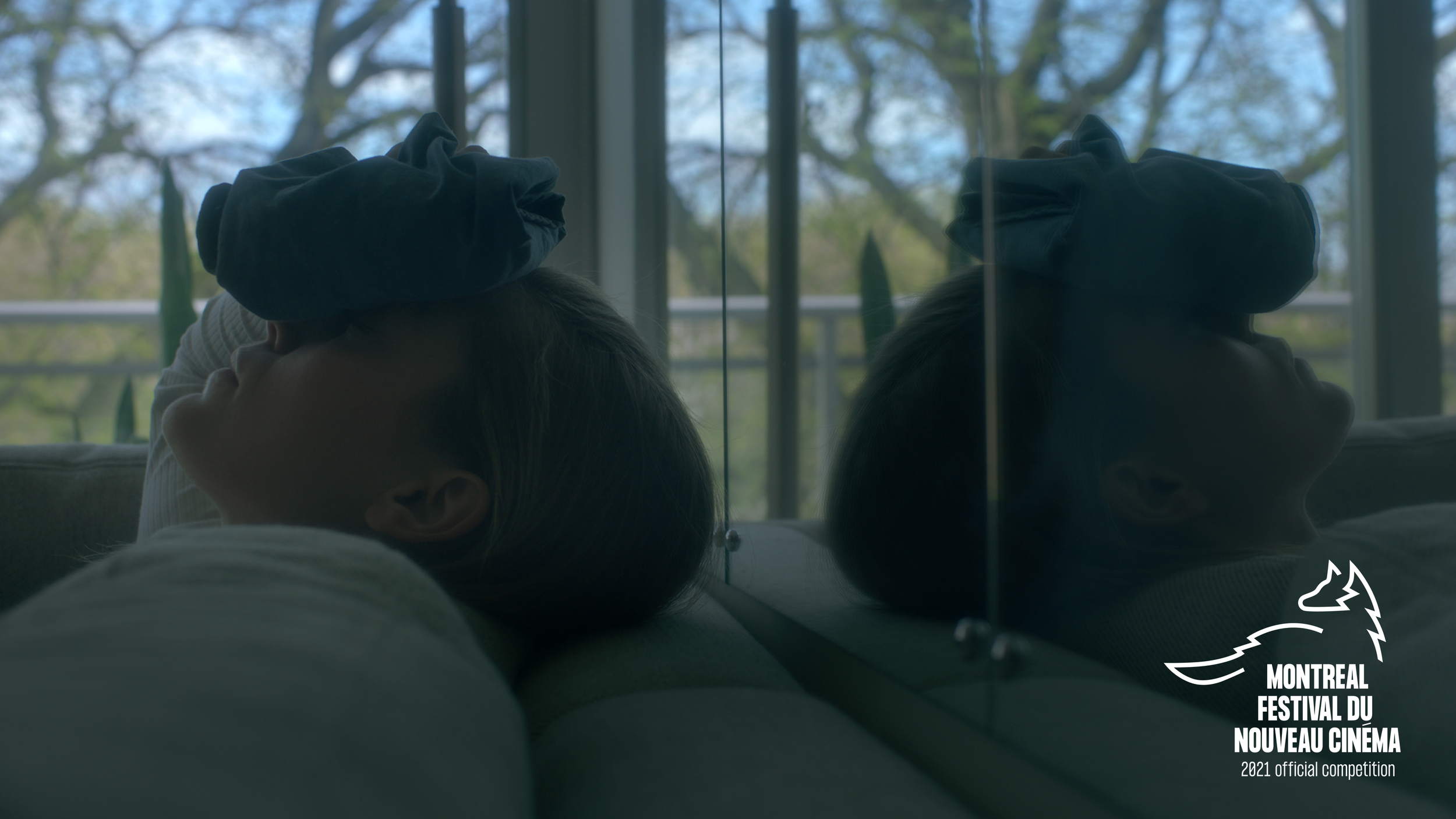 Between Realities Along the Edge of Time (2021) - Short