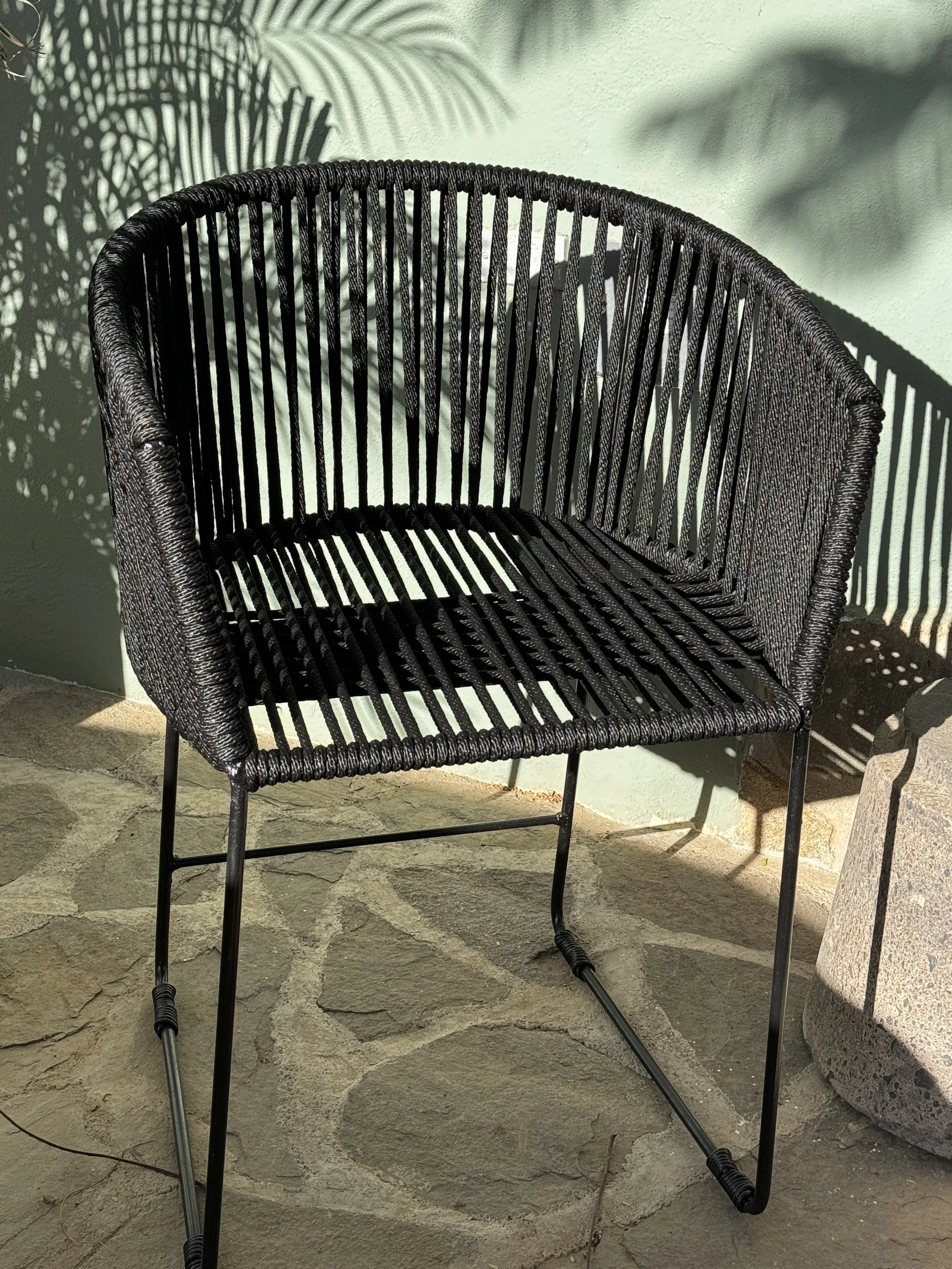 Cabo Barrel Dining in Black Round Thin Rope