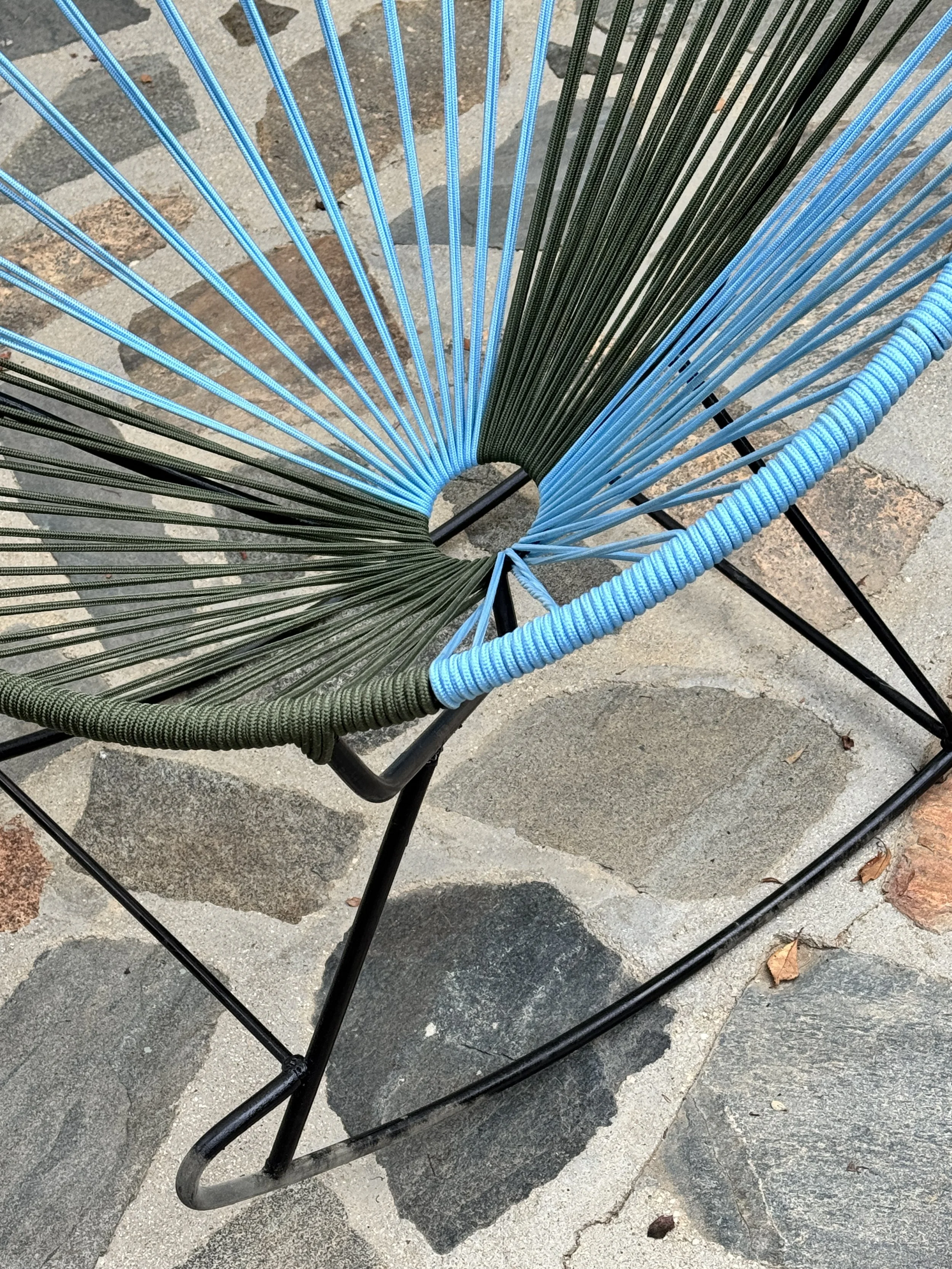 Cabo Rocker in thin round mixed rope