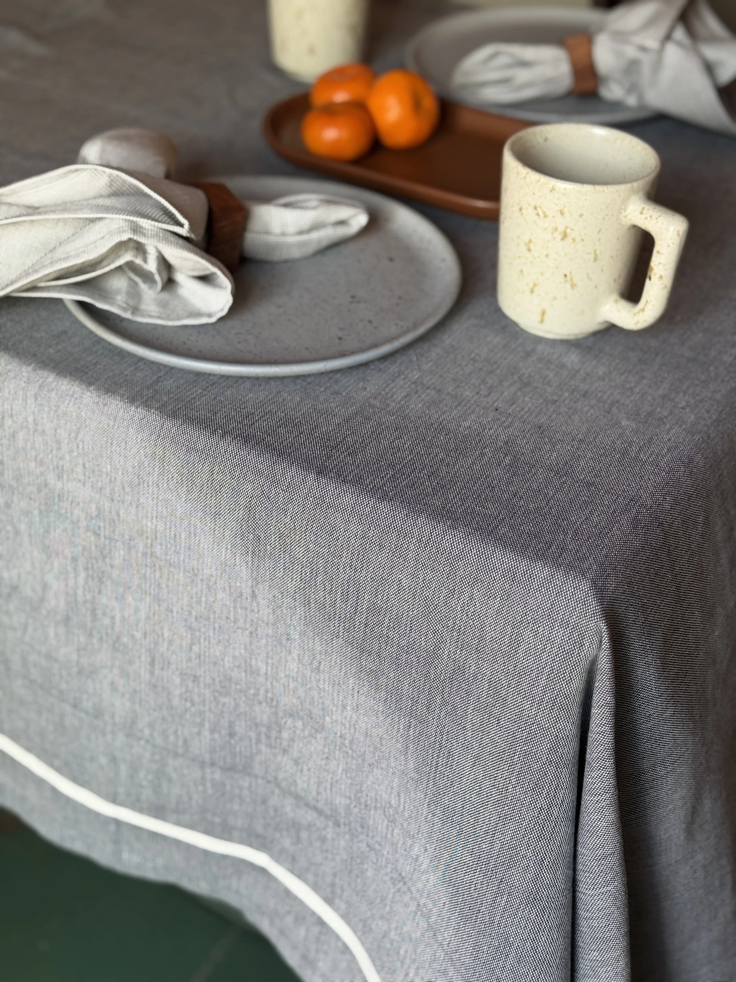 Basica Rectangle Tablecloth