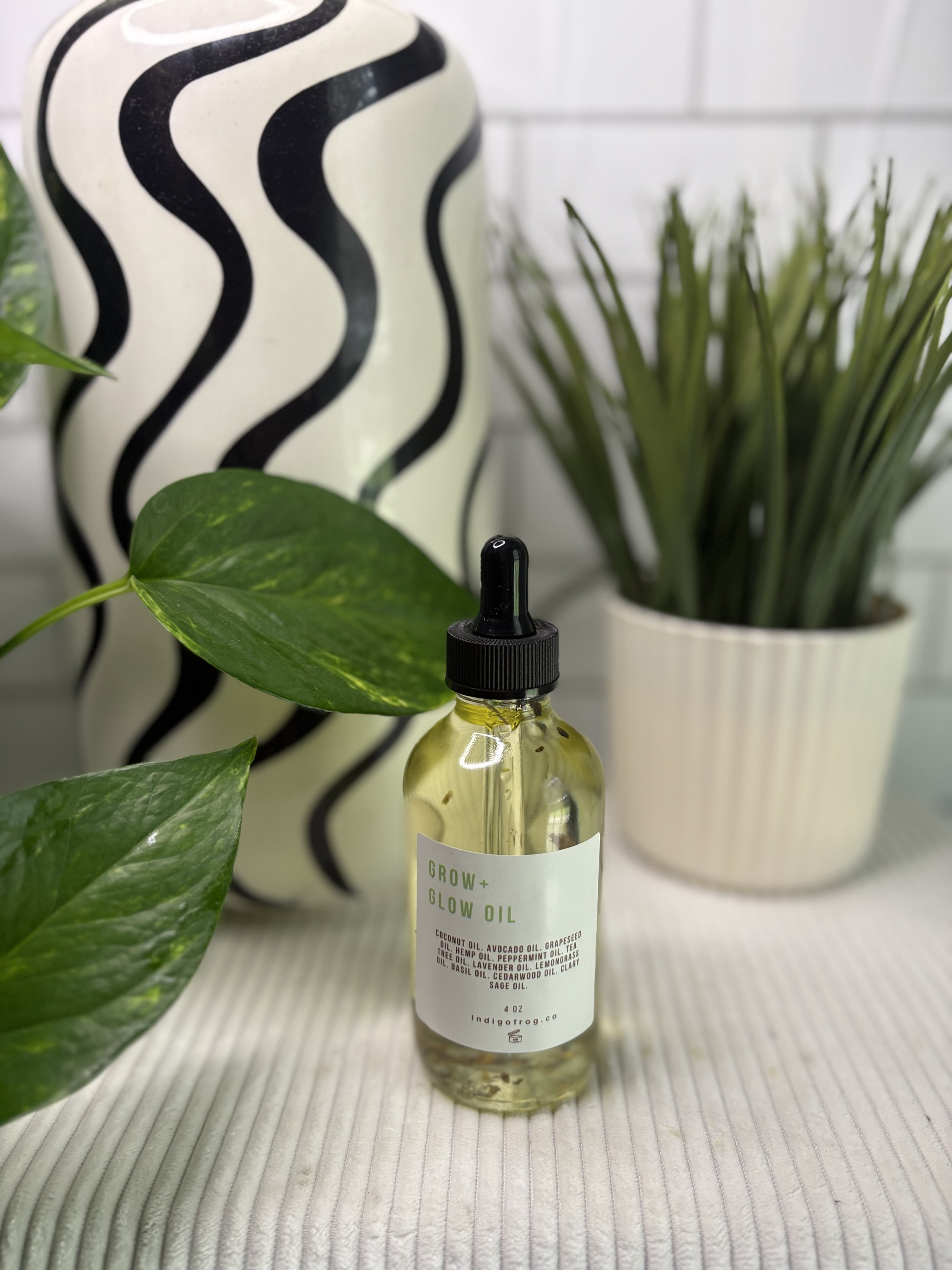 hair oil pic 1.jpg