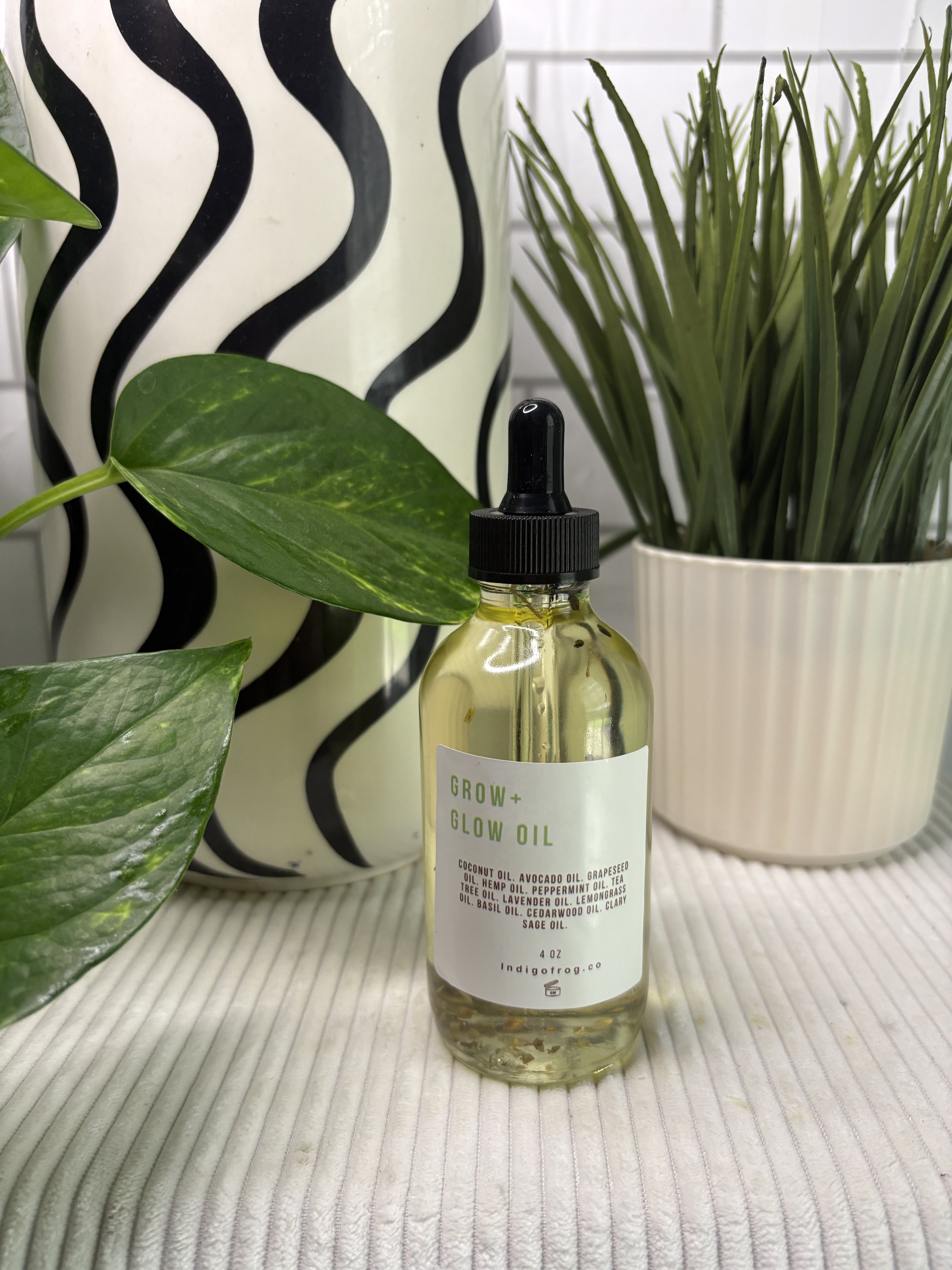 hair oil pic 2.jpg