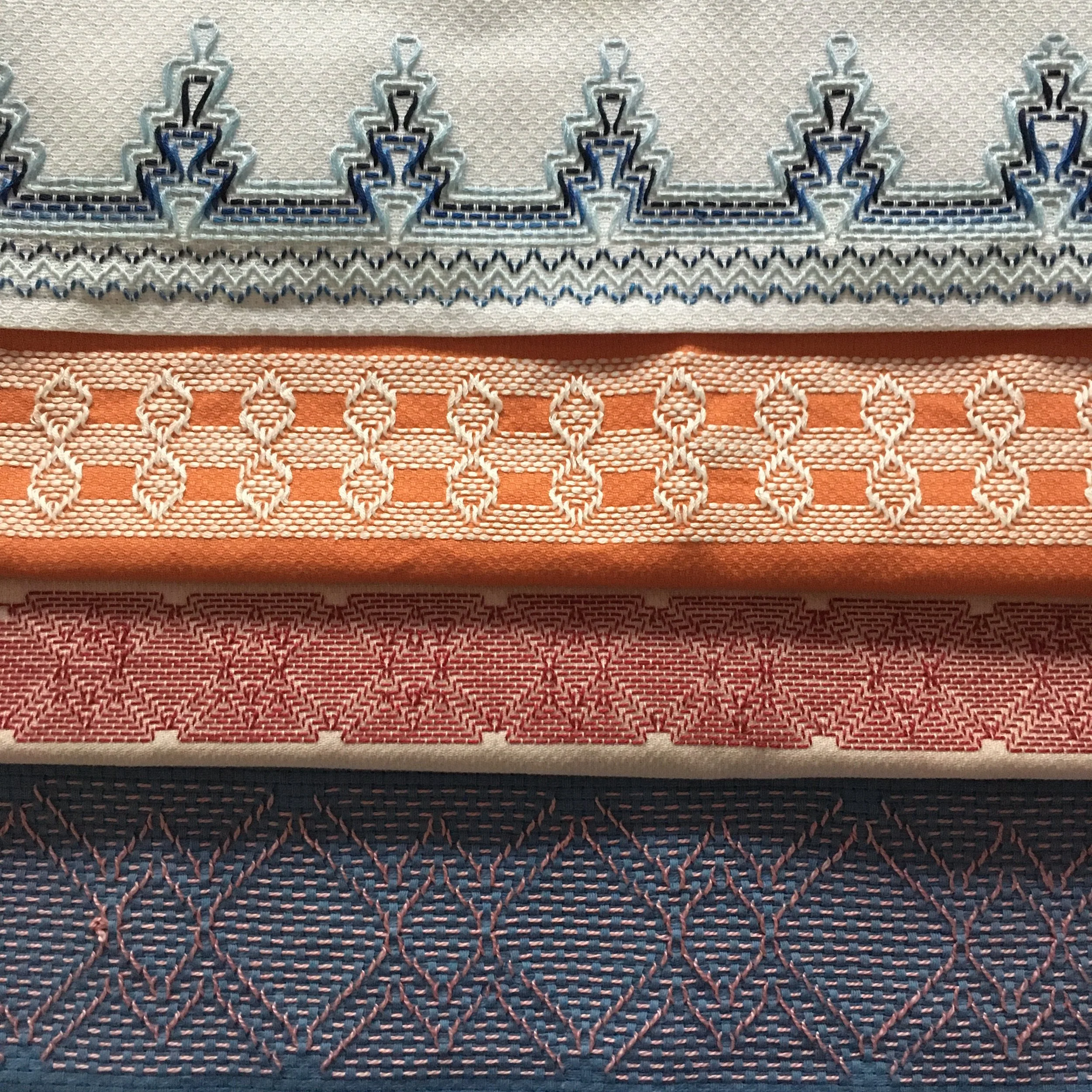 09/09 - Swedish Huck Weaving