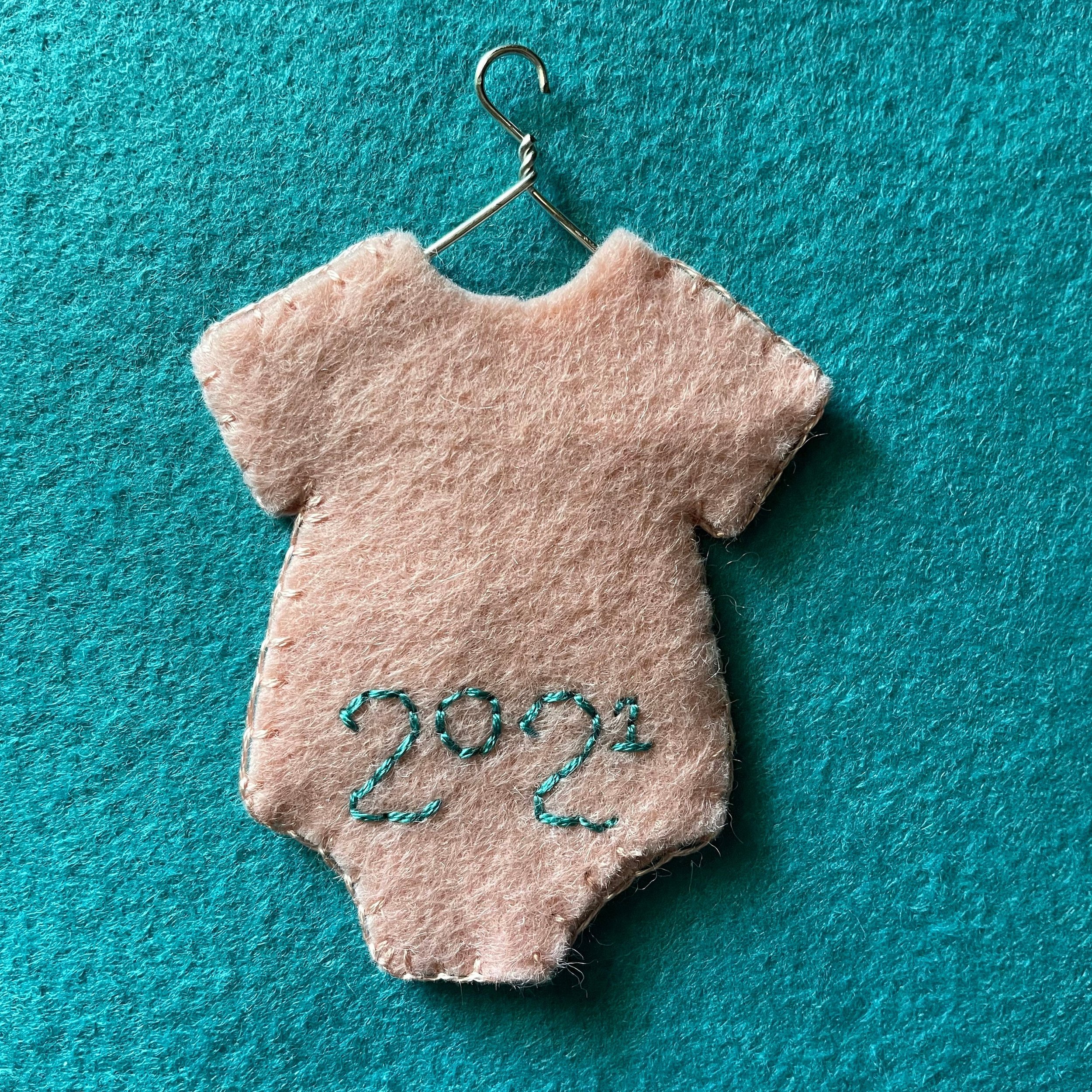 https://i.etsystatic.com/9368402/r/il/d2e066/3484223603/il_fullxfull.3484223603_8v9r.jpg