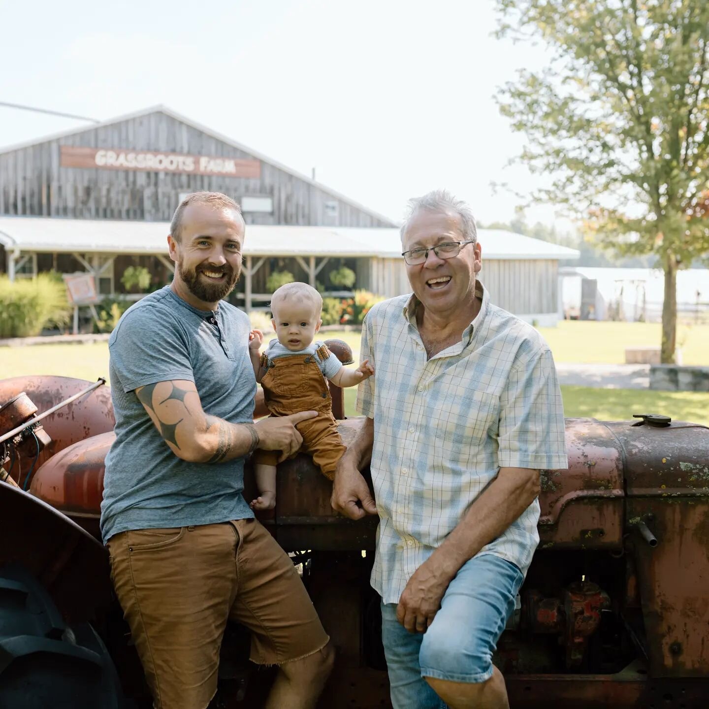 COME ENJOY THE SIGHTS, SMELLS &amp; SUNSHINE HERE AT THE FARM TODAY! ☀️ 

It's Saturday, and it's sunny, which means it's the perfect day for a county drive! 

If you find yourself Lucknow way today, come down our sunny laneway and enjoy the smells &