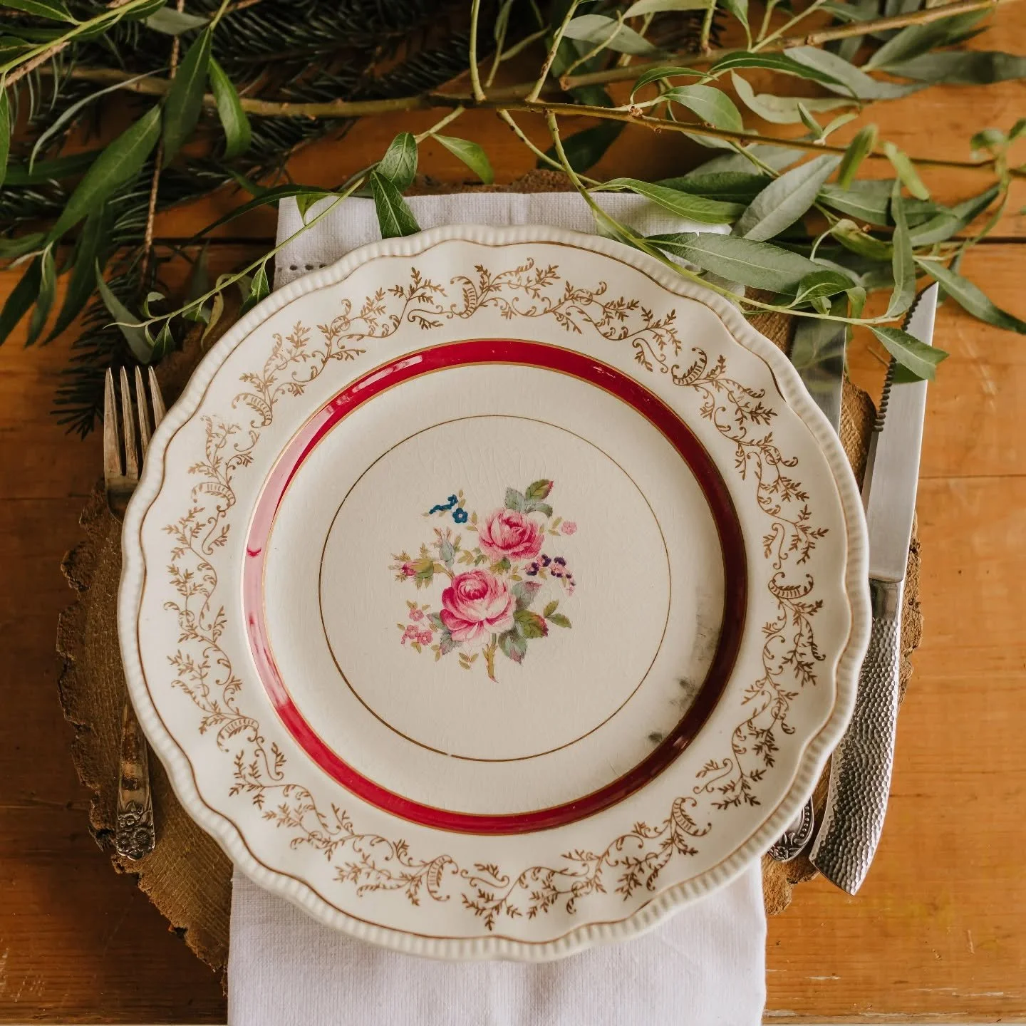 SUMMER WEEKEND VENUE RENTALS 🌿🍕🌸

Whether you are hosting a bridal or baby shower, birthday celebration, fundraiser or otherwise, we are now offering weekend lunch catering &amp; venue rentals in our newly reimagined farm pizzeria event space! 

W