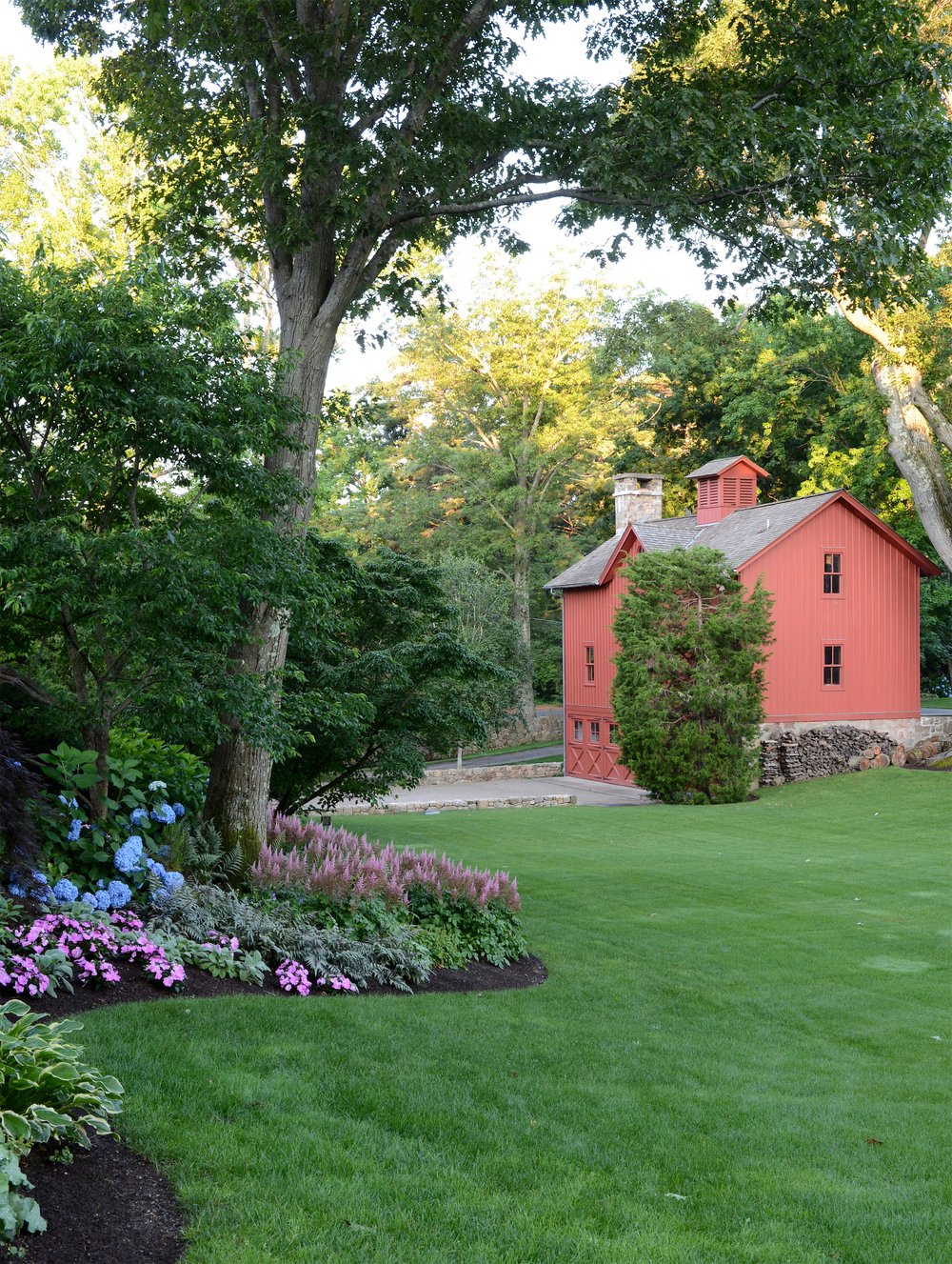 H-red barn bed and trees221.jpg