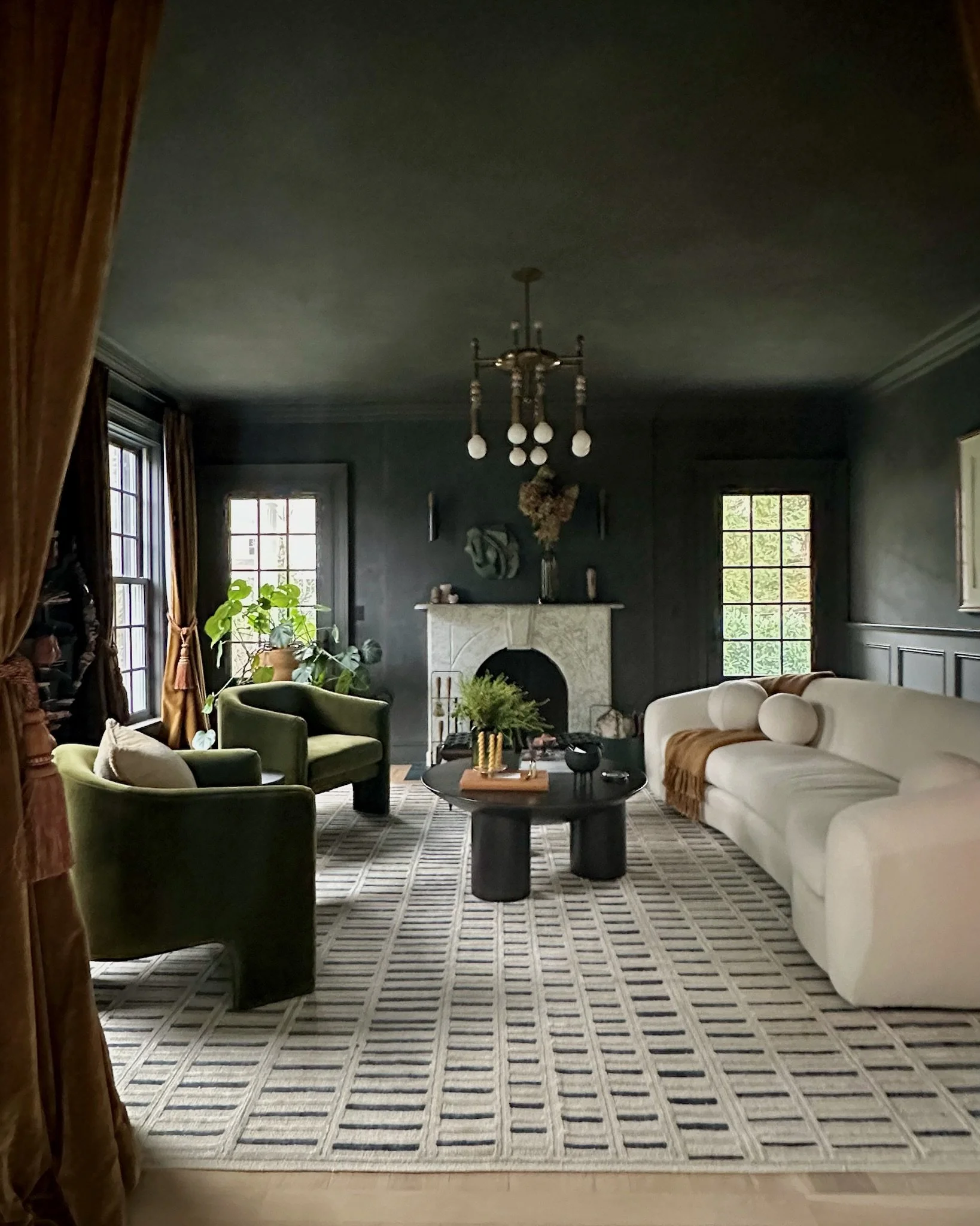 Anna Sarly, Interior Designer Home "Snoop" — DESIGNPORT