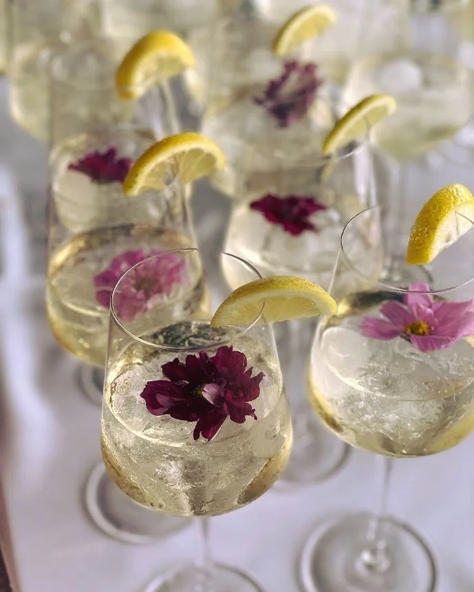 A beautiful cocktail just makes an event feel a little more special. 🍸

In addition to catering, Farm to Fork offers full bar service with licensed and insured bartenders, custom craft cocktails, seasonal mocktails, and drink menus tailored to your 