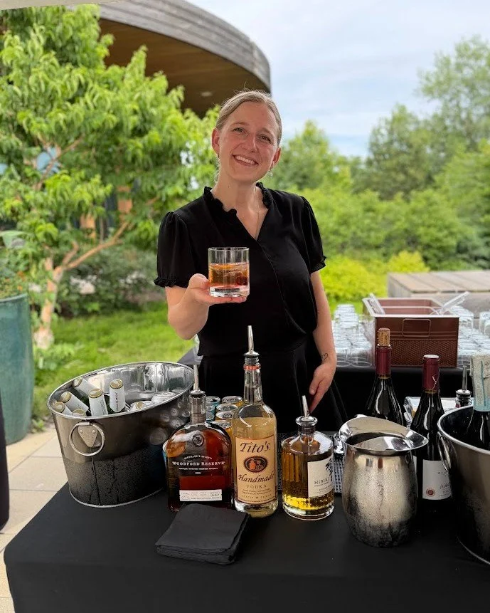 A beautiful bar, a handcrafted cocktail, and a friendly face to serve it. 🥃🌿

Don't forget&mdash;Farm to Fork offers full-service bar packages with licensed, insured, experienced bartenders who help make every event feel effortless.

Planning a cel