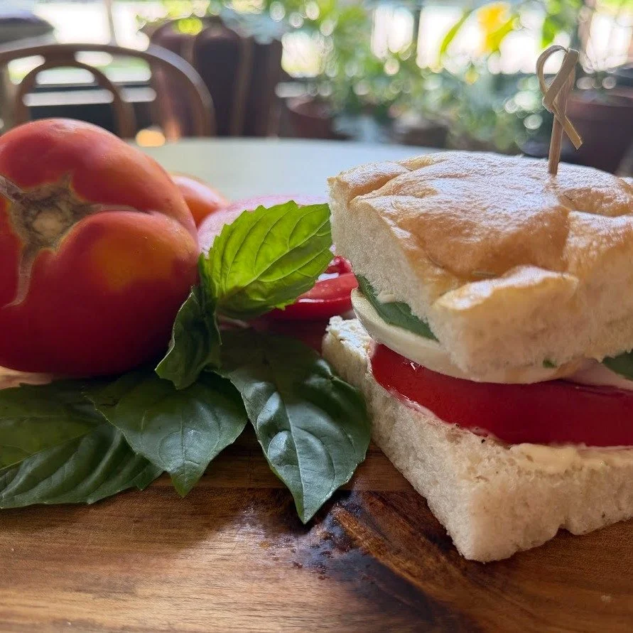 🍅 Summer lunches just got a whole lot fresher.

Our seasonal Box Lunch menu is here with favorites like the Caprese Sandwich, our signature BLT with housemade pimento cheese, fresh salads, and satisfying grain bowls&mdash;all made with the bright fl