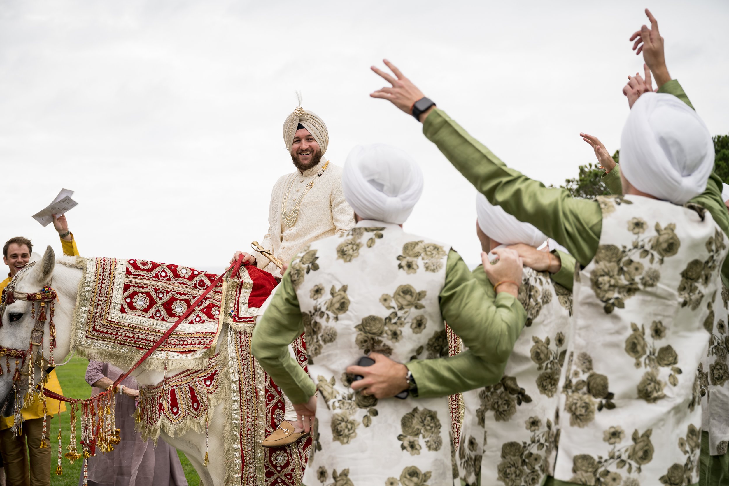 Serra Plaza Fusion Sikh Wedding-40.jpg