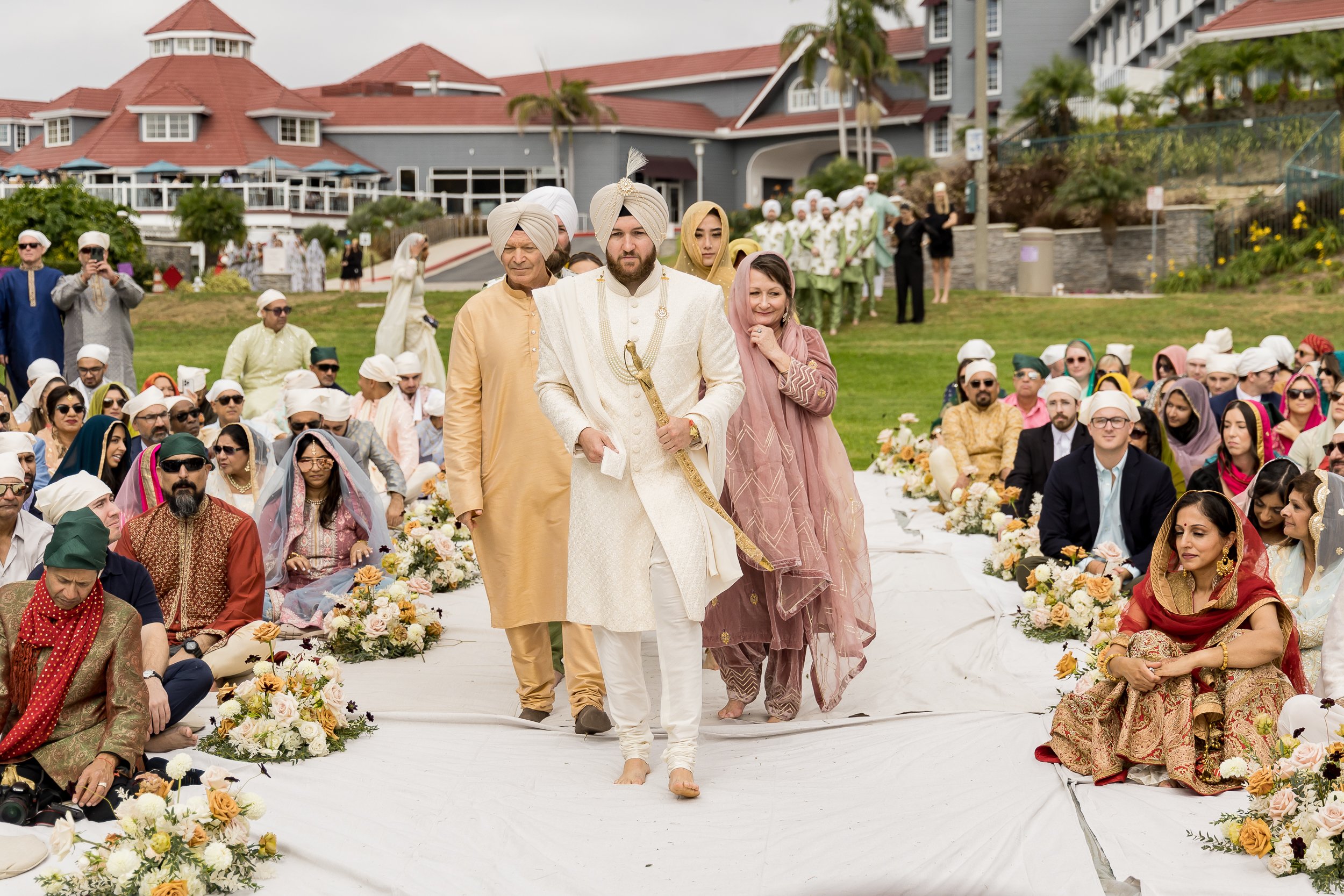 Serra Plaza Fusion Sikh Wedding-45.jpg