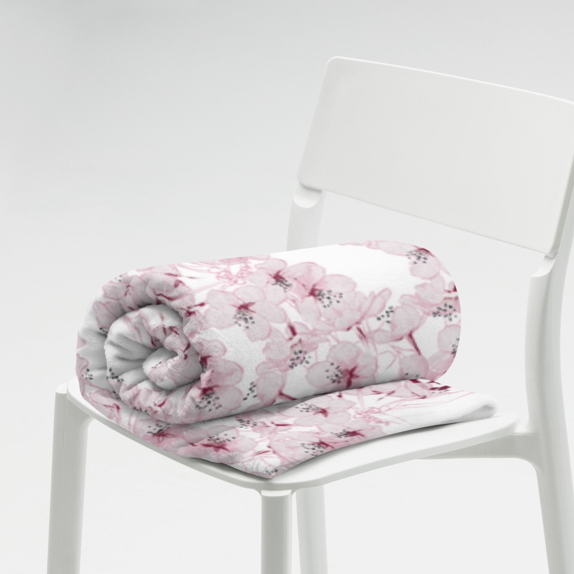 BLOOM_2_throw-blanket-60x80-lifestyle-63066289c874d.jpeg
