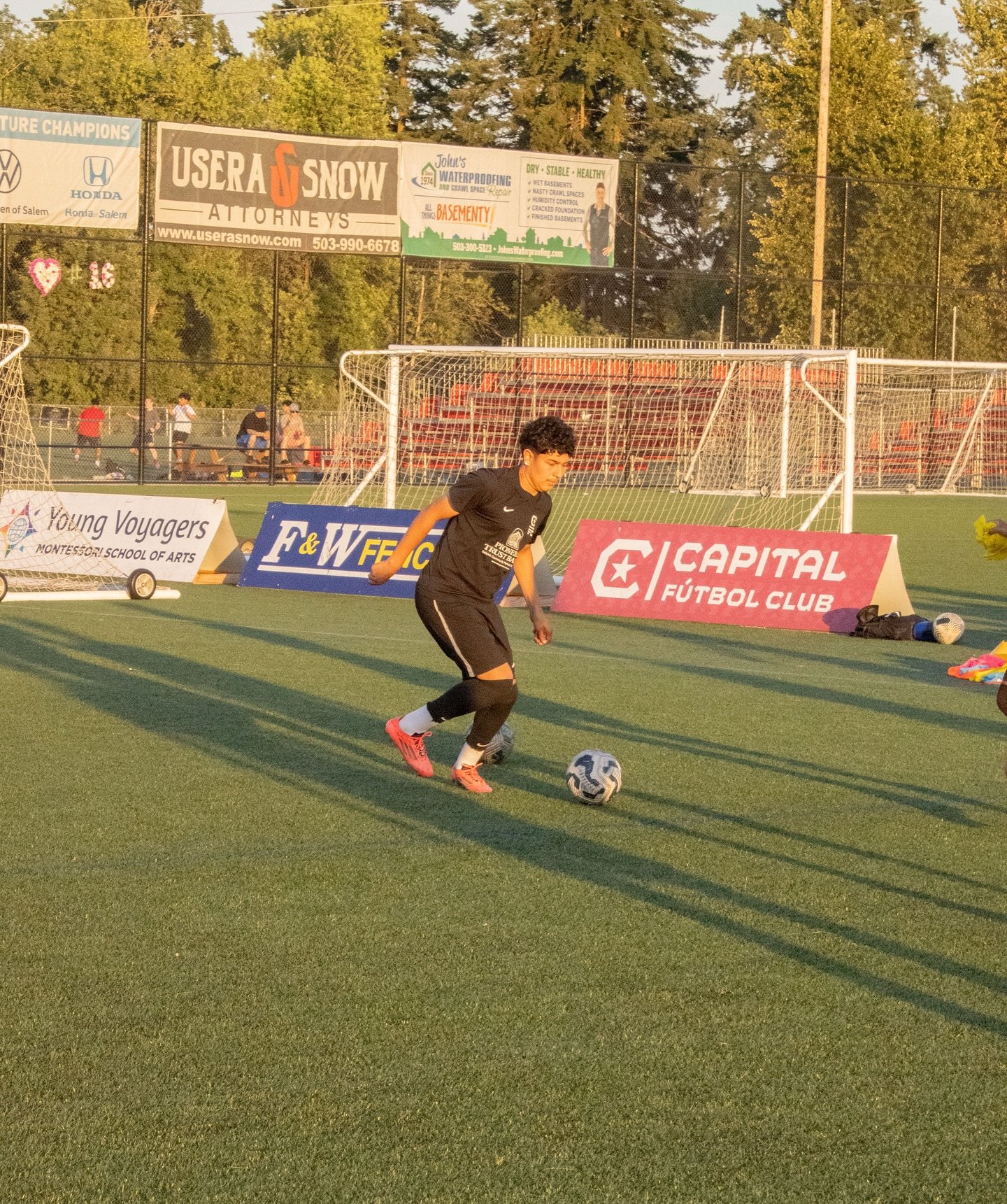 Locked in for Regionals 🤫
Golden hour for the 2008B Black ECNL-RL squad as they prepare for the Presidents Cup Regional Tournament kicking off in Idaho this weekend!
The boys will play in a 3-day round-robin series before Semis/Finals.
VAMOS, CF