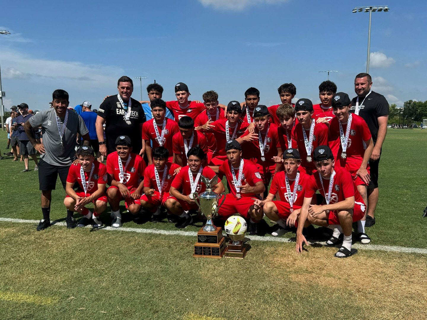2025 NATIONAL CHAMPIONS 🏆
The 2008B ECNL-RL are bringing home the Club’s second National Title with a dominate 4-1 victory at the USYS Presidents Cup tournament!
Vamos, @cfc_2008b_ecrl and @cfc_boysacademy ‼️
#somoscfc #winningculture #cfc