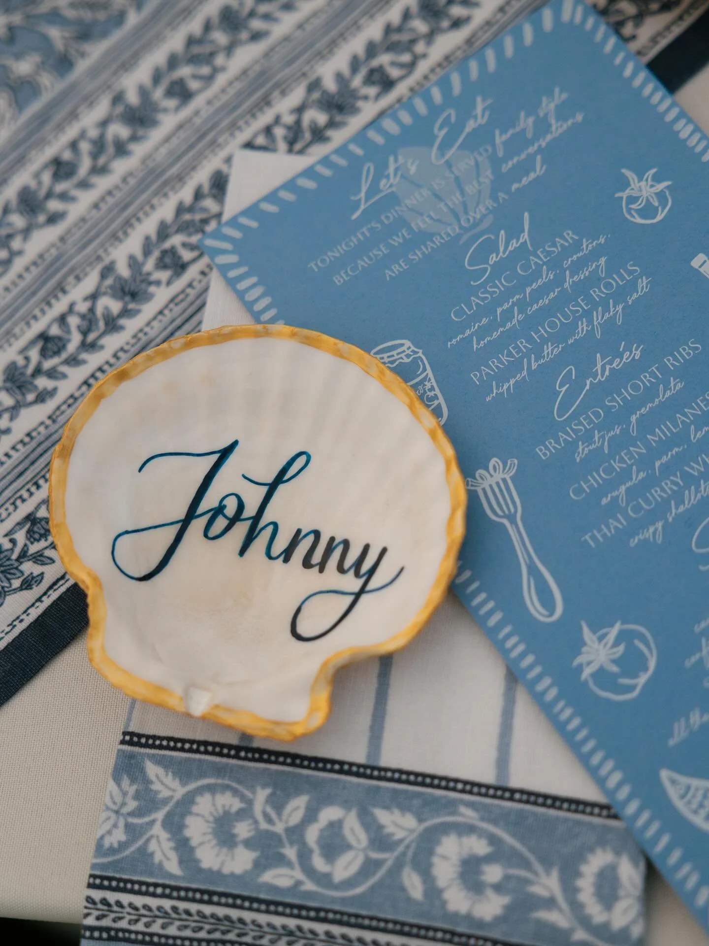 A place setting you&rsquo;ll never forget 🩵🐚

For night 1 of the DiMarco&rsquo;s wedding weekend, the color palette was blues, greens, and yellows and the dinnerware was mismatched china from @crdnal 
Every detail was so different yet came together
