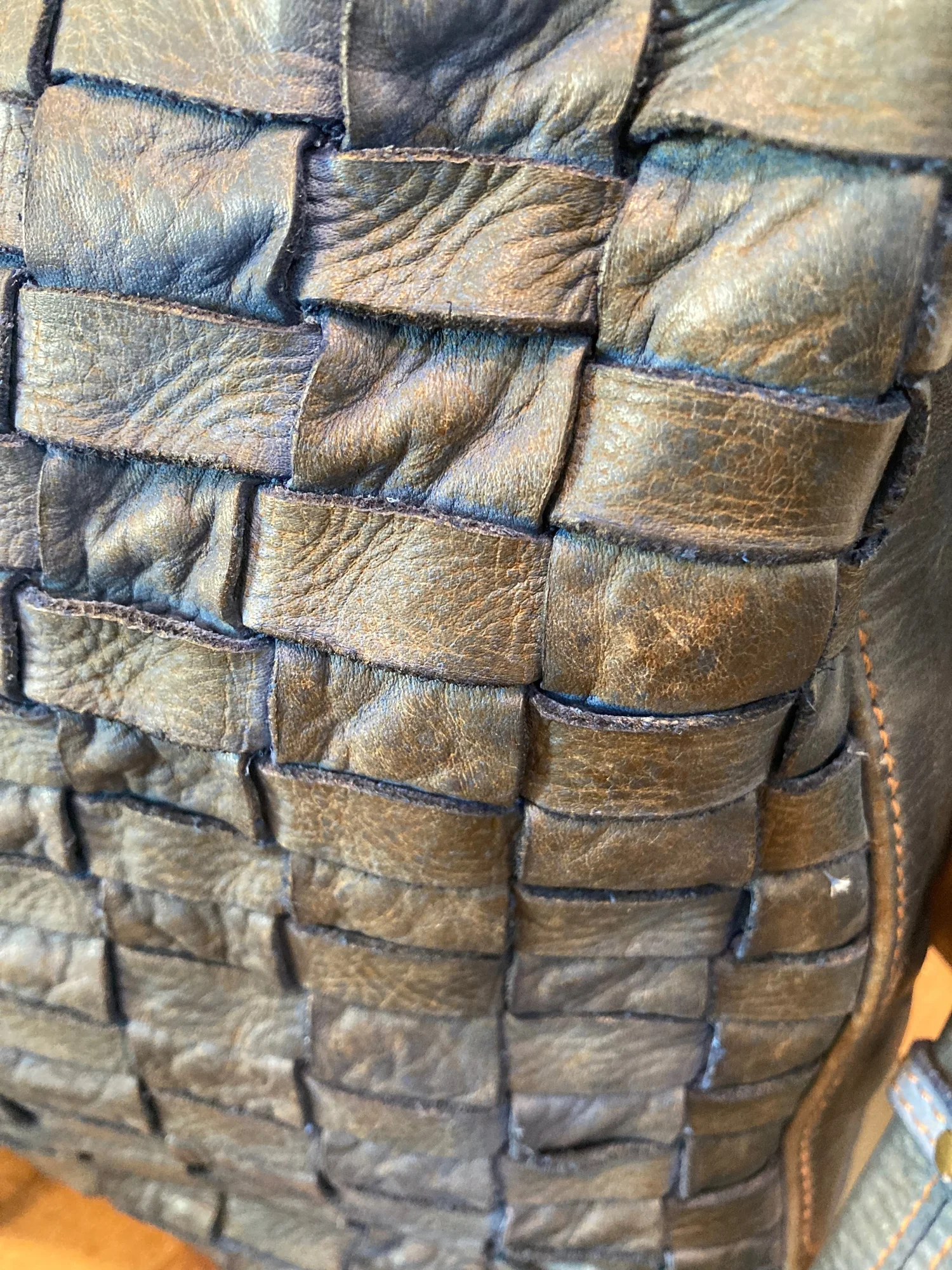 Elisabetta Bayside Distressed Woven Leather Bag in Blue