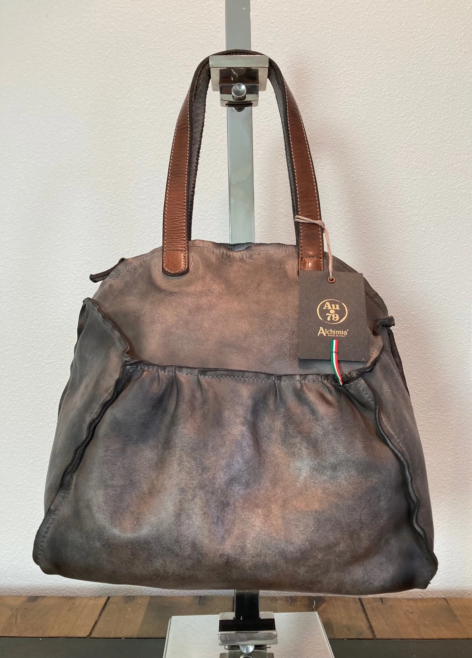 Gabriela Alchimia AU79 Dome Leather Shopper Iron Met — Live.Love 
