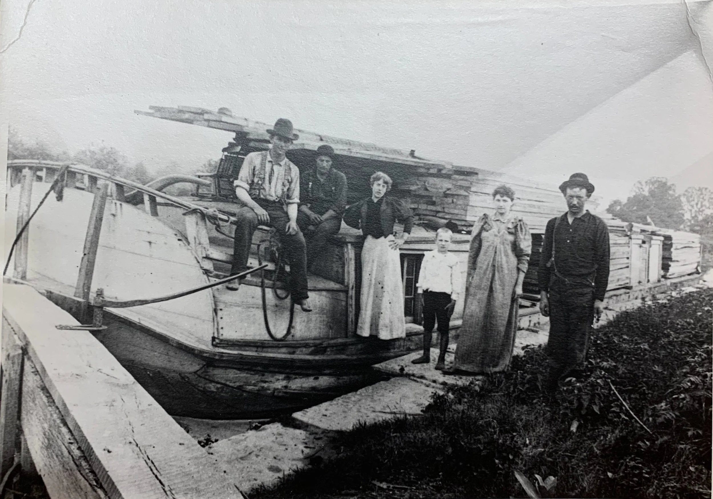 Canal History: The Haunting of Cemeteries