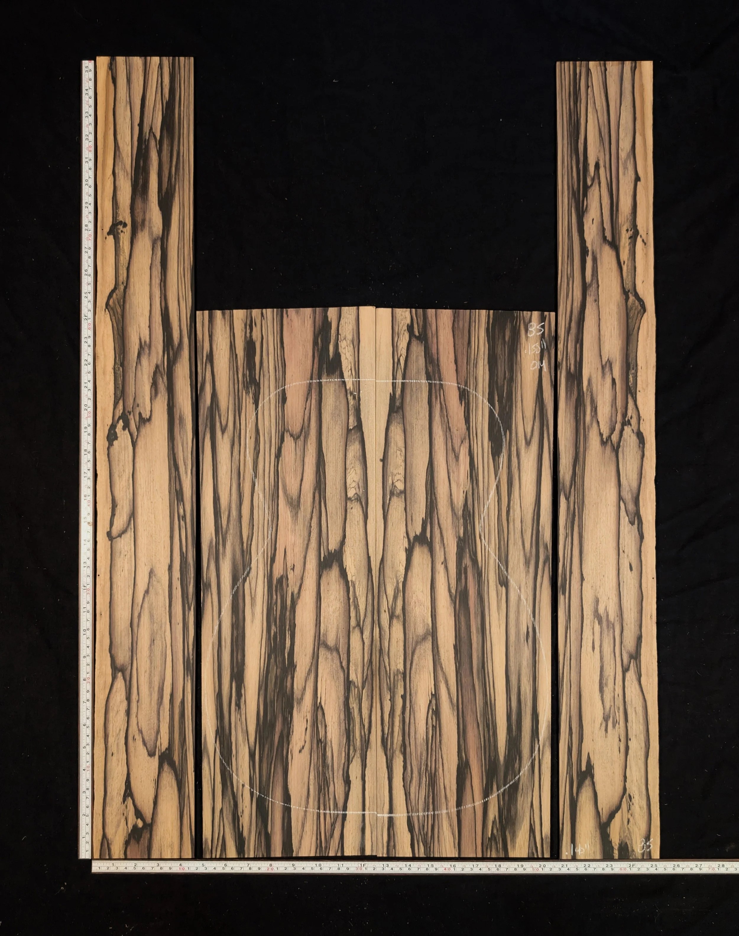 Pale Moon Ebony 85