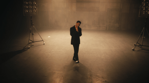 LUCA HANNI / IRRESISTABLE