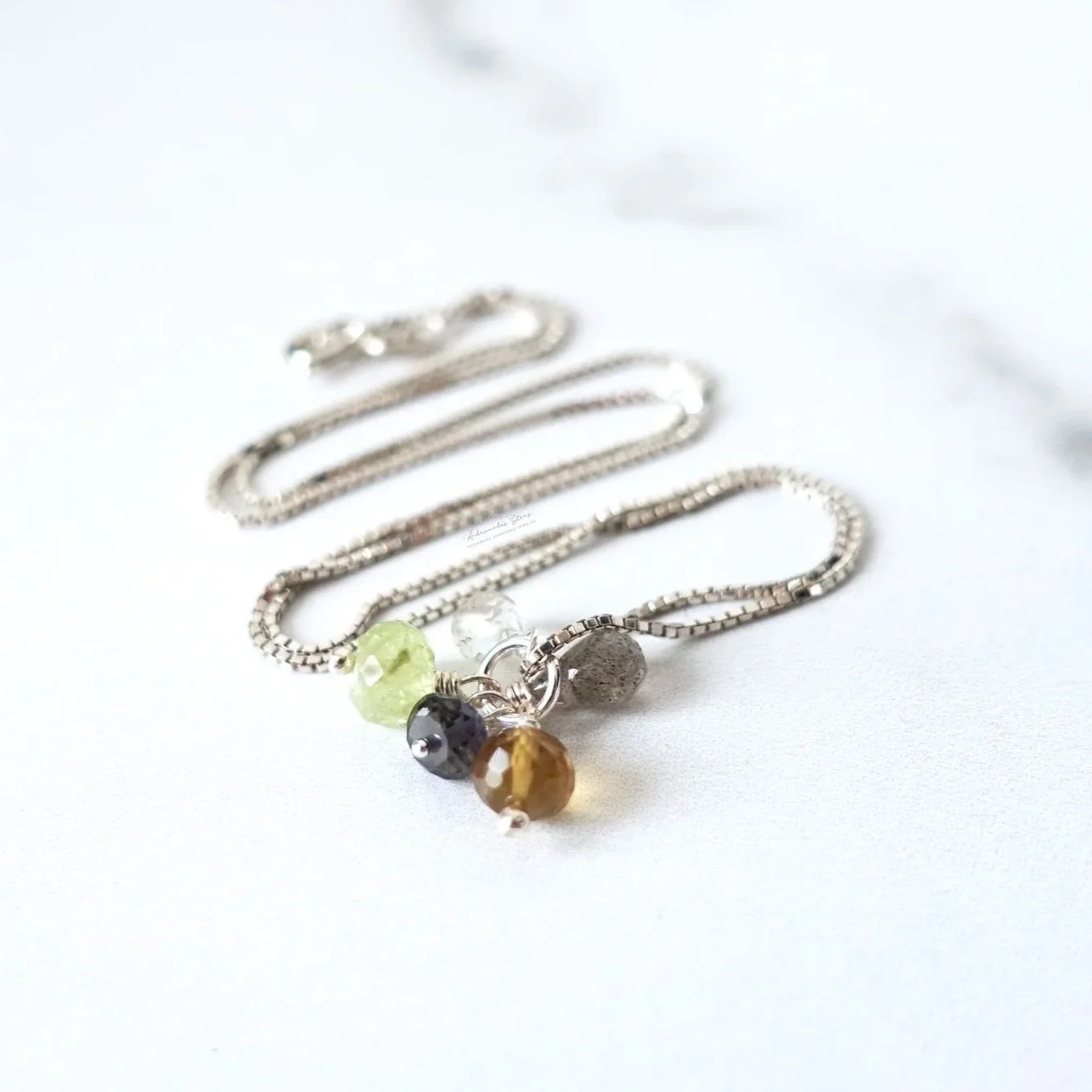 Collier grappe de pierres semi-précieuses colorées en argent 925