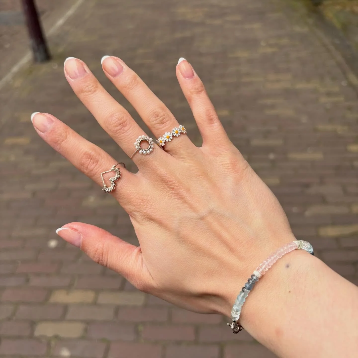 Le printemps arrive 🌼
#printemps #amsterdam #margeurite #bijouxfantaisies