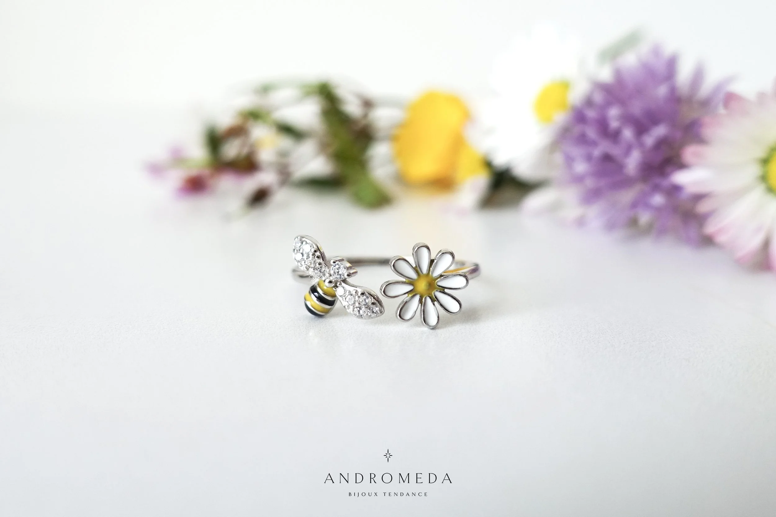 bee and daisy ring wildflowers AB.jpg