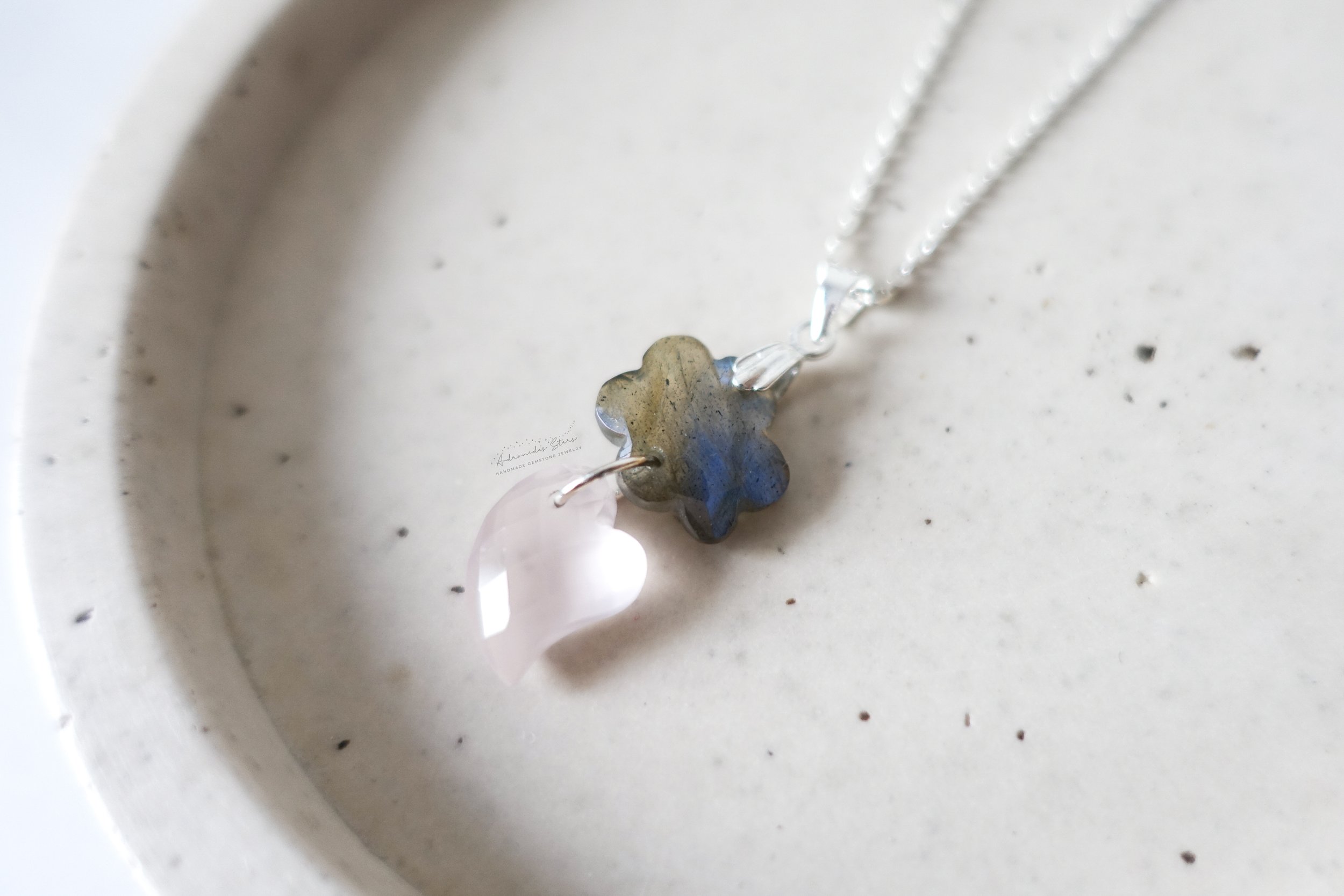 Collier mignon en argent 925, labradorite en forme de nuage, quartz rose en forme de cœur