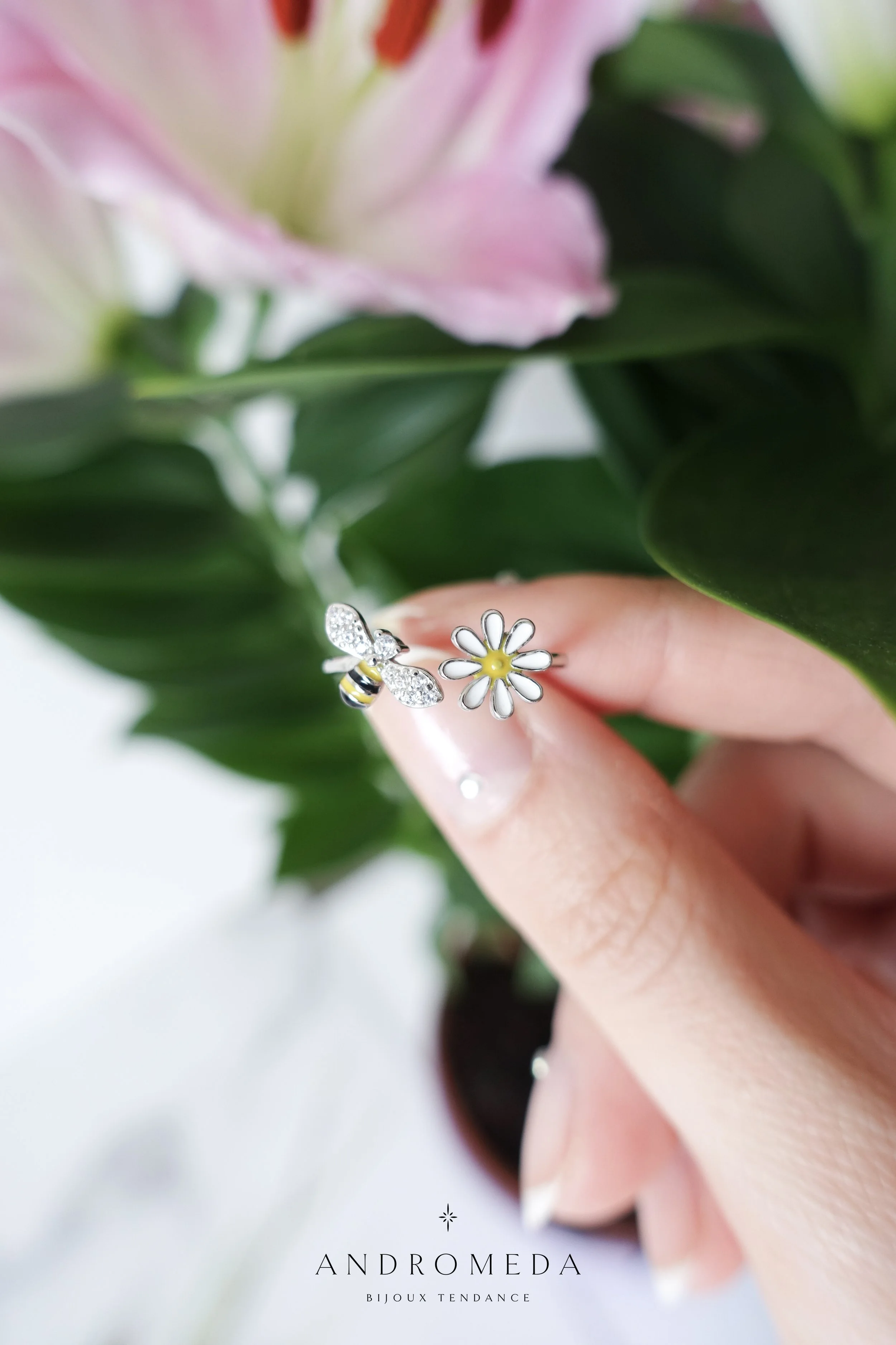bee and daisy ring AB close up portrait.jpg