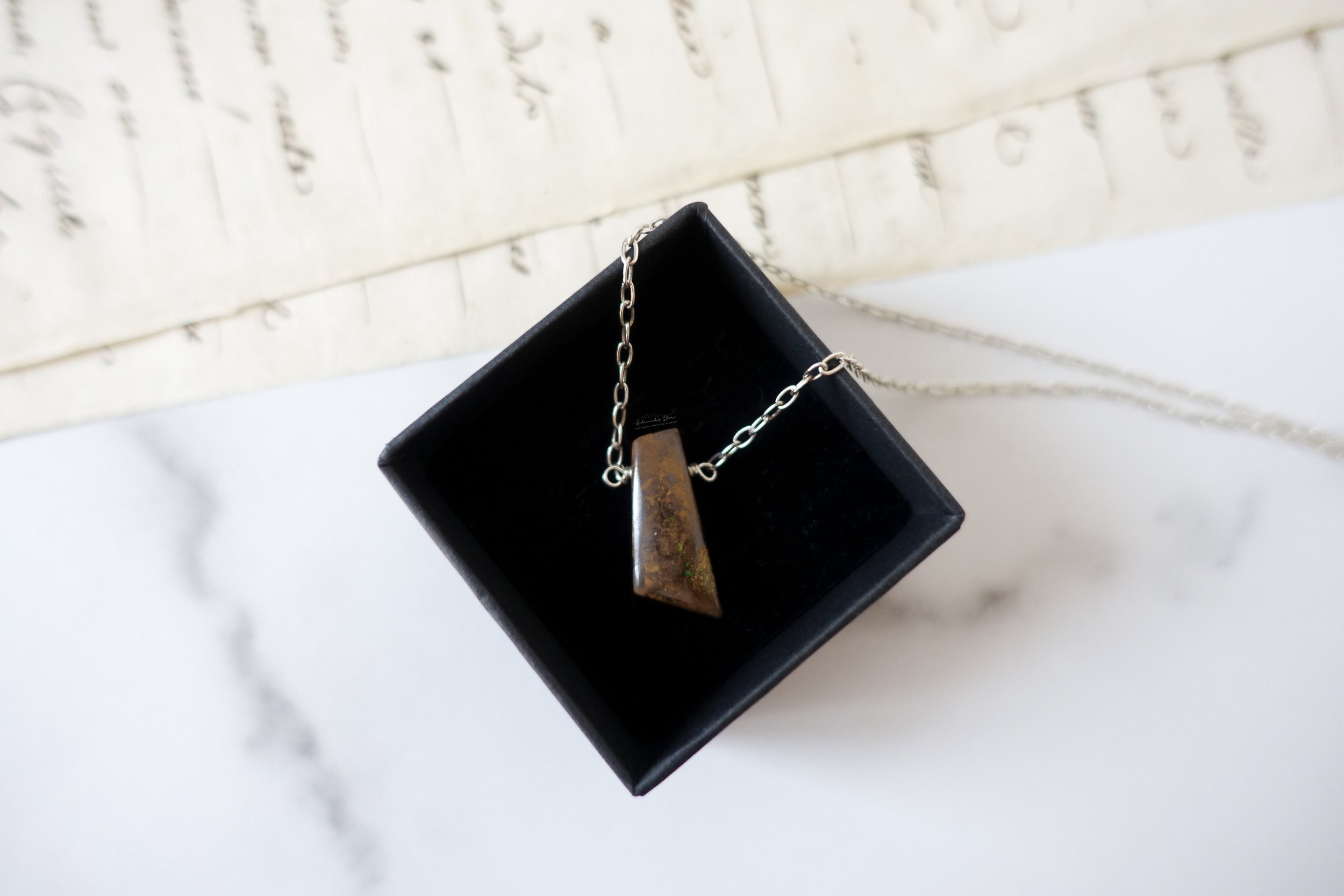 boulder opal box birds eye view.jpg