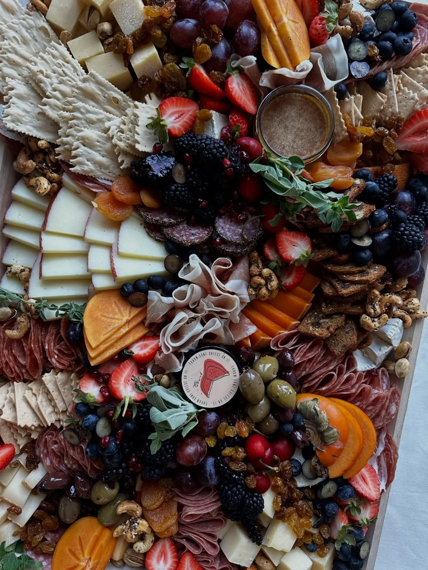 Fall board 🍂🧀✨

#santarosabeach #30aeats #charcuterieboards #destincatering