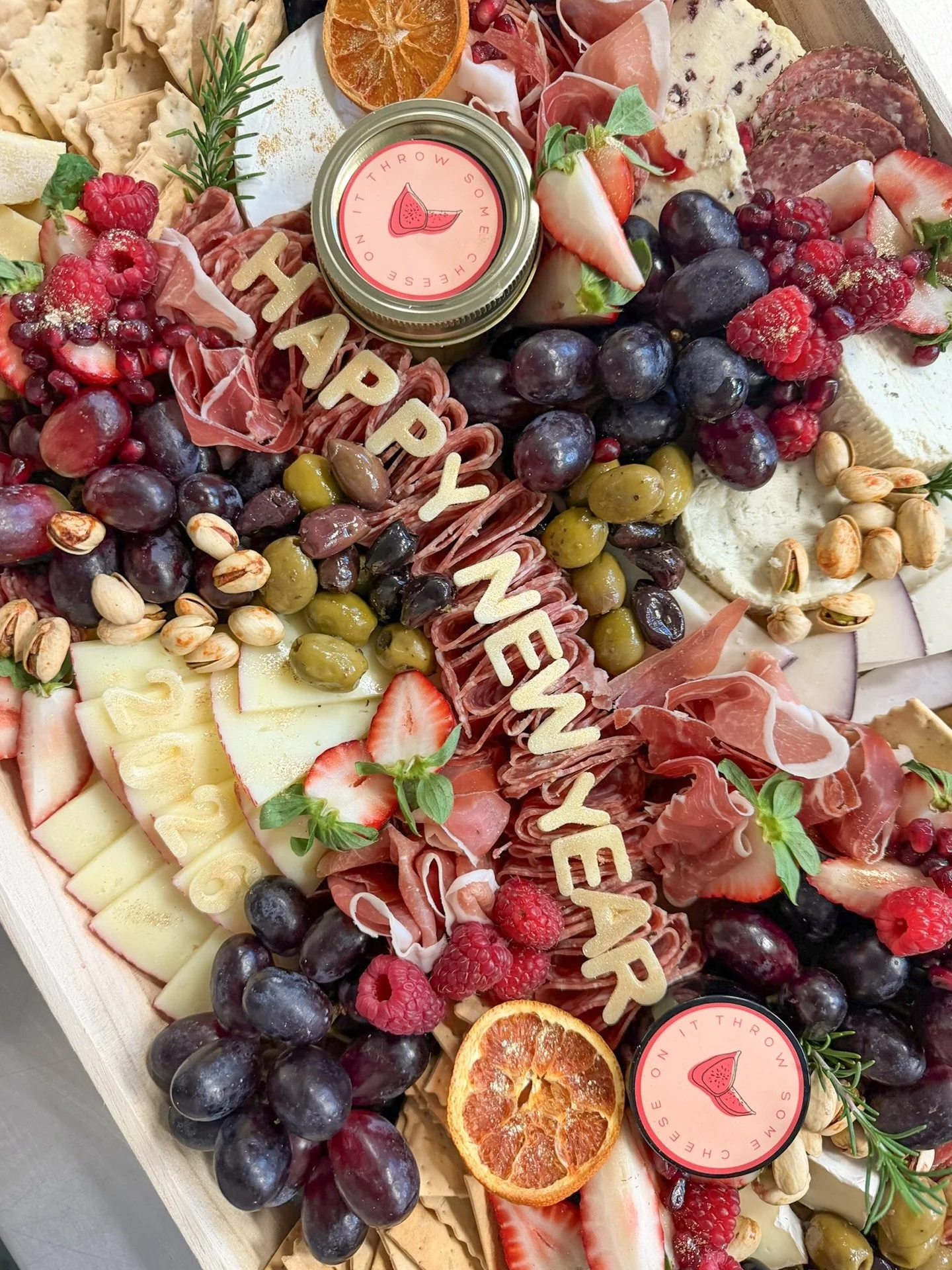 Say &ldquo;cheese&rdquo; to the New Year 🎉 Wishing you all a prosperous and wonderful year ahead. Cheers to 2026!🥂✨