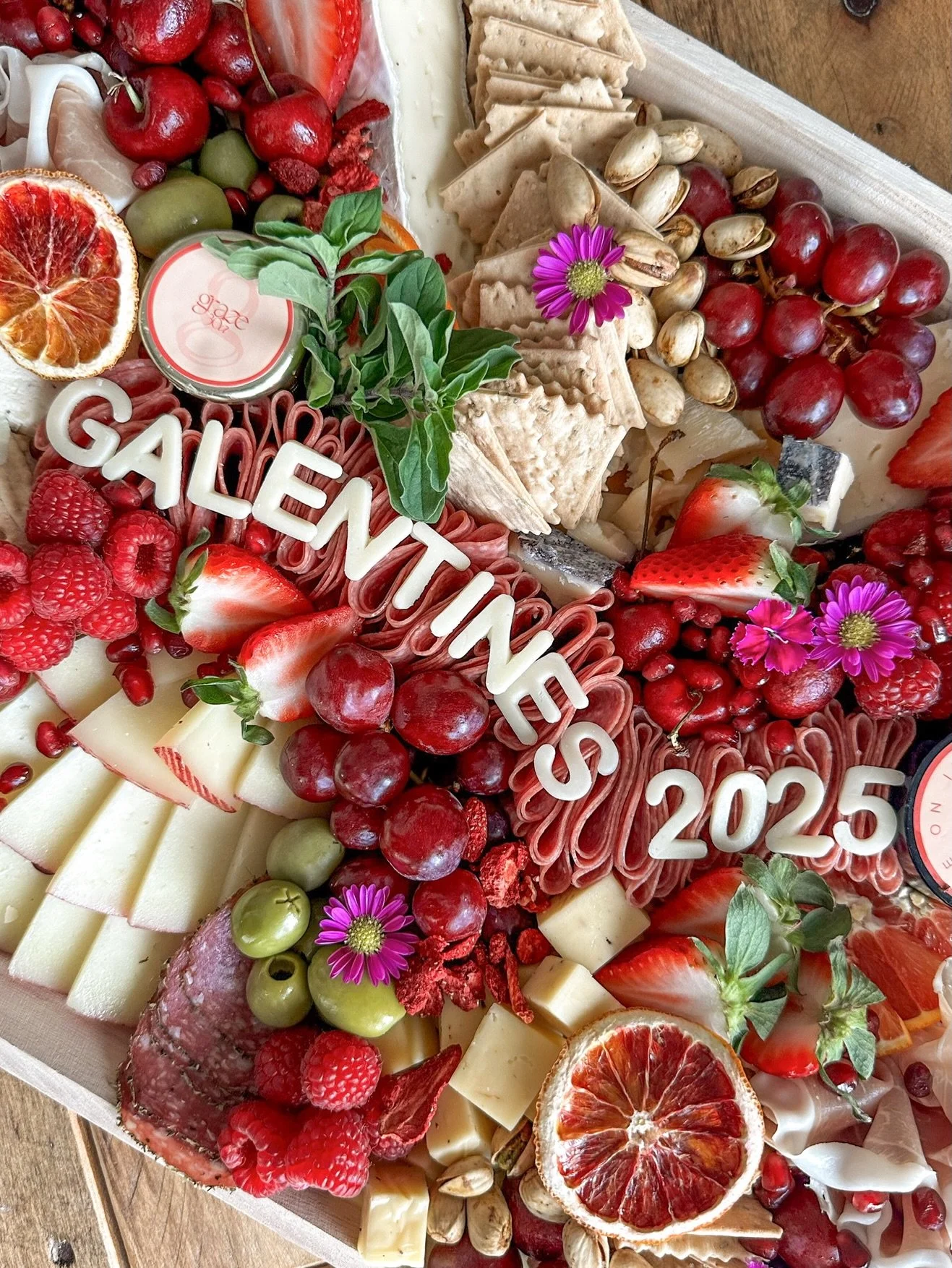 Last year&rsquo;s Galentine&rsquo;s spread still living rent-free in our mind 🧀🍓💘

#valentinescharcuterie #floridacatering #destinbeach