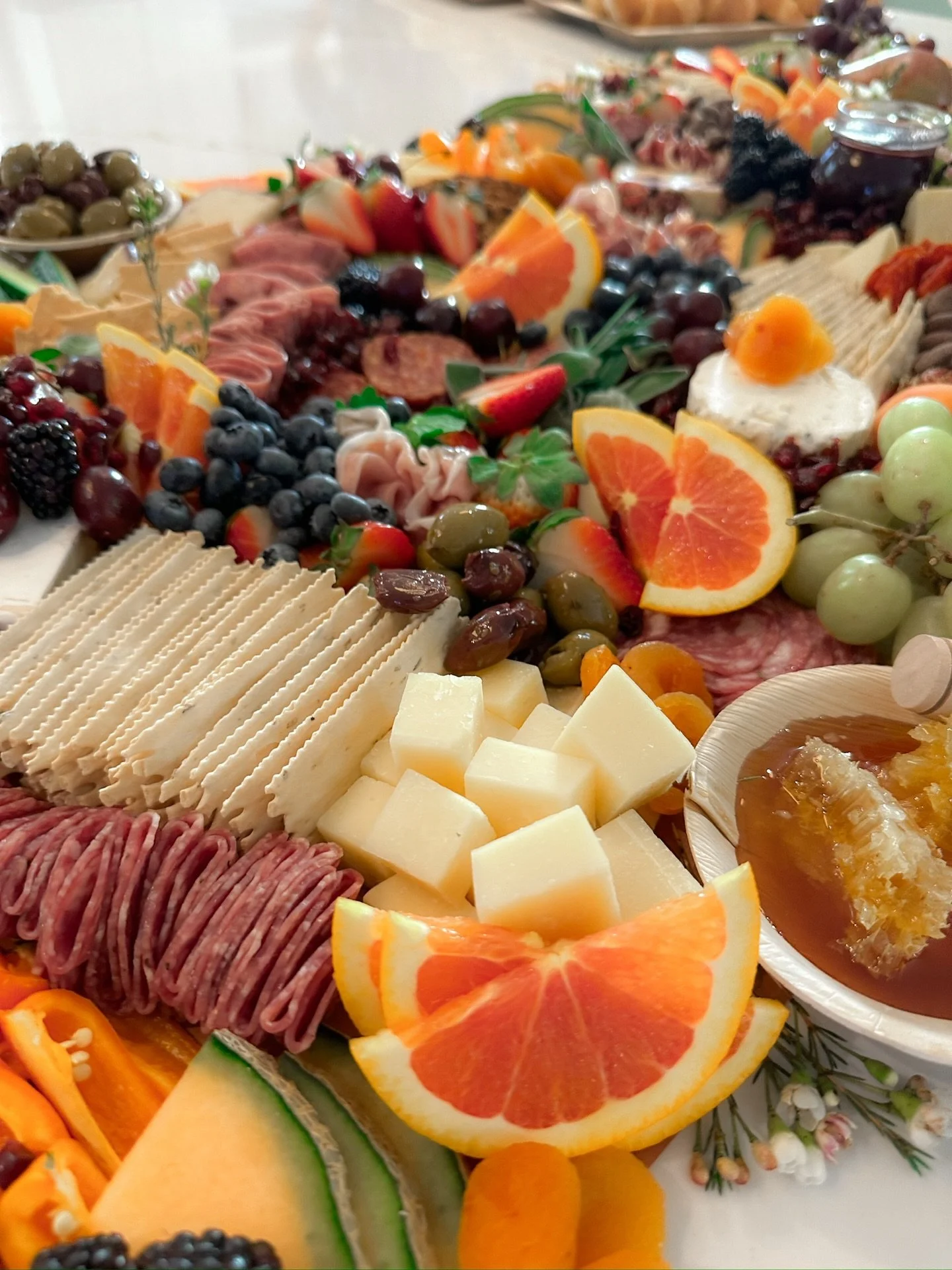 Grazing table details ✨🧀🥕🍒