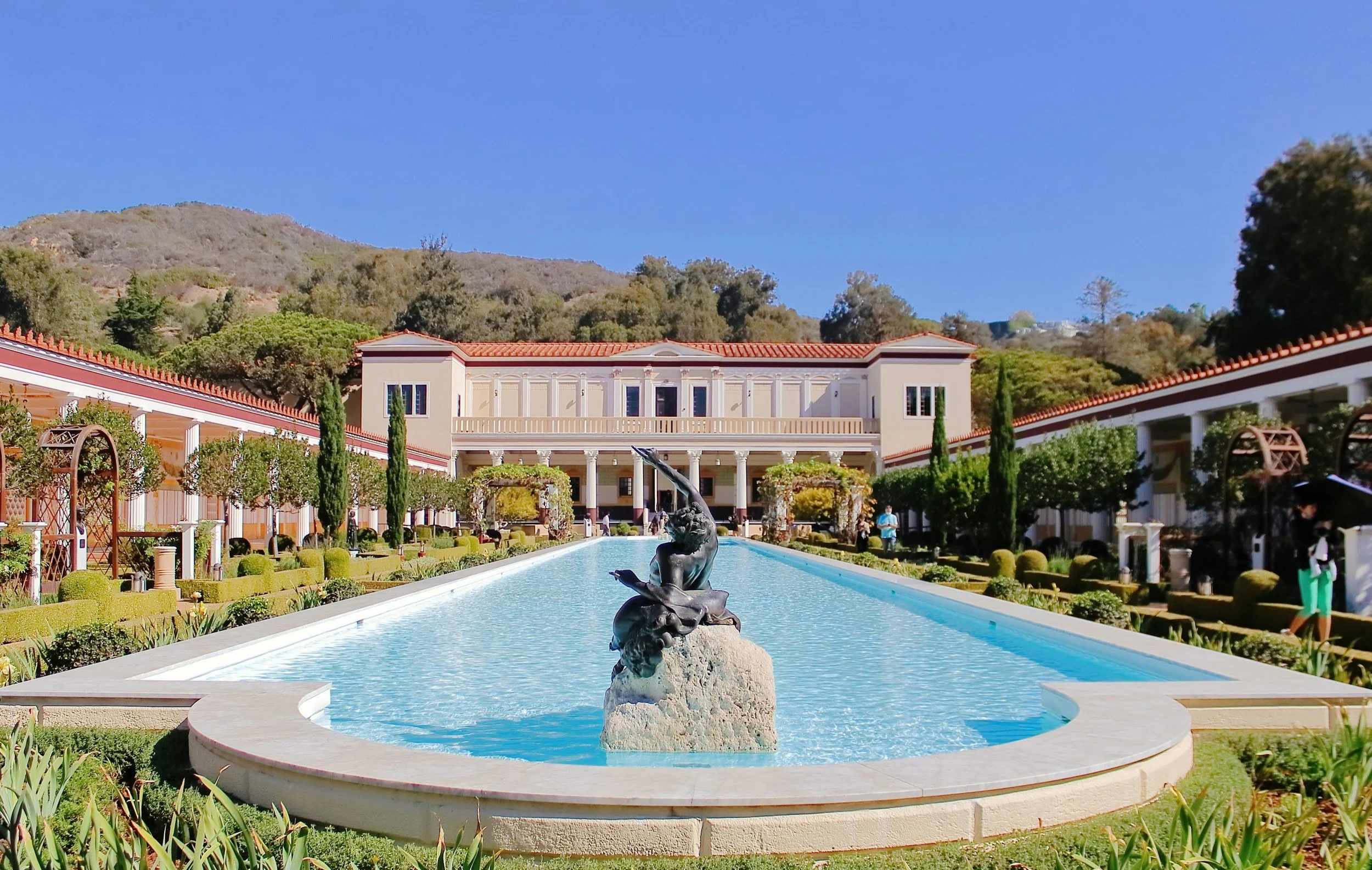 Buying Real Estate in Pacific Palisades: 7 Critical Questions Answered by Tiffany Hu