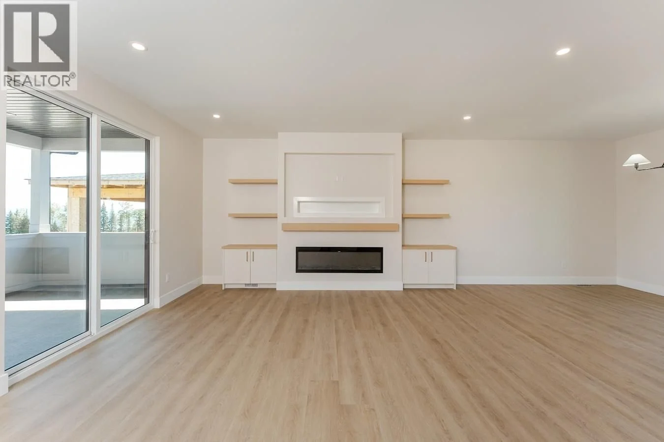 69239332cd75c685c51803639a80ec23.jpg