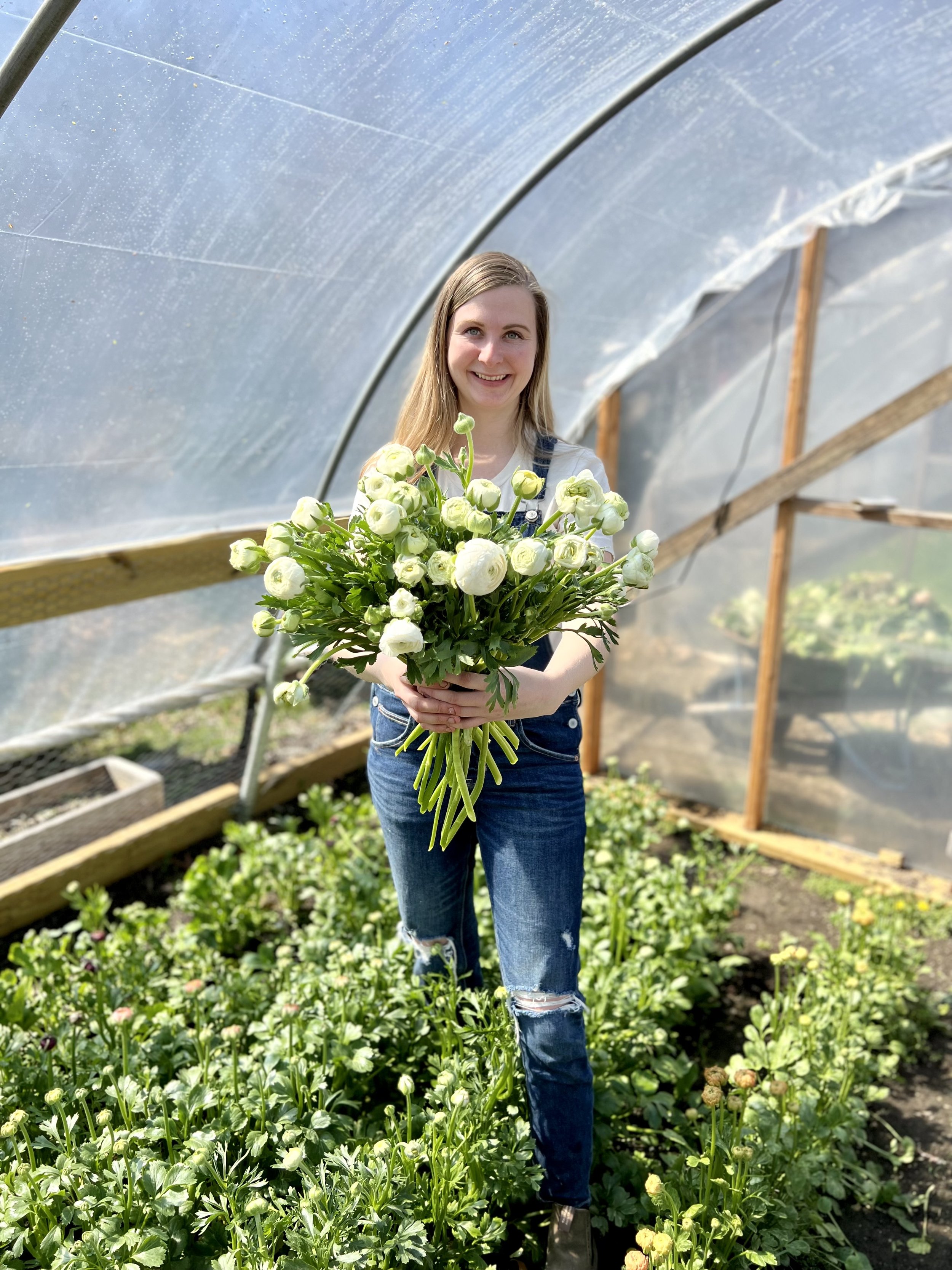 Backyard Blooms Northfork Flower Farm, Homegrown, organic flowers and  bouquets, Long Island